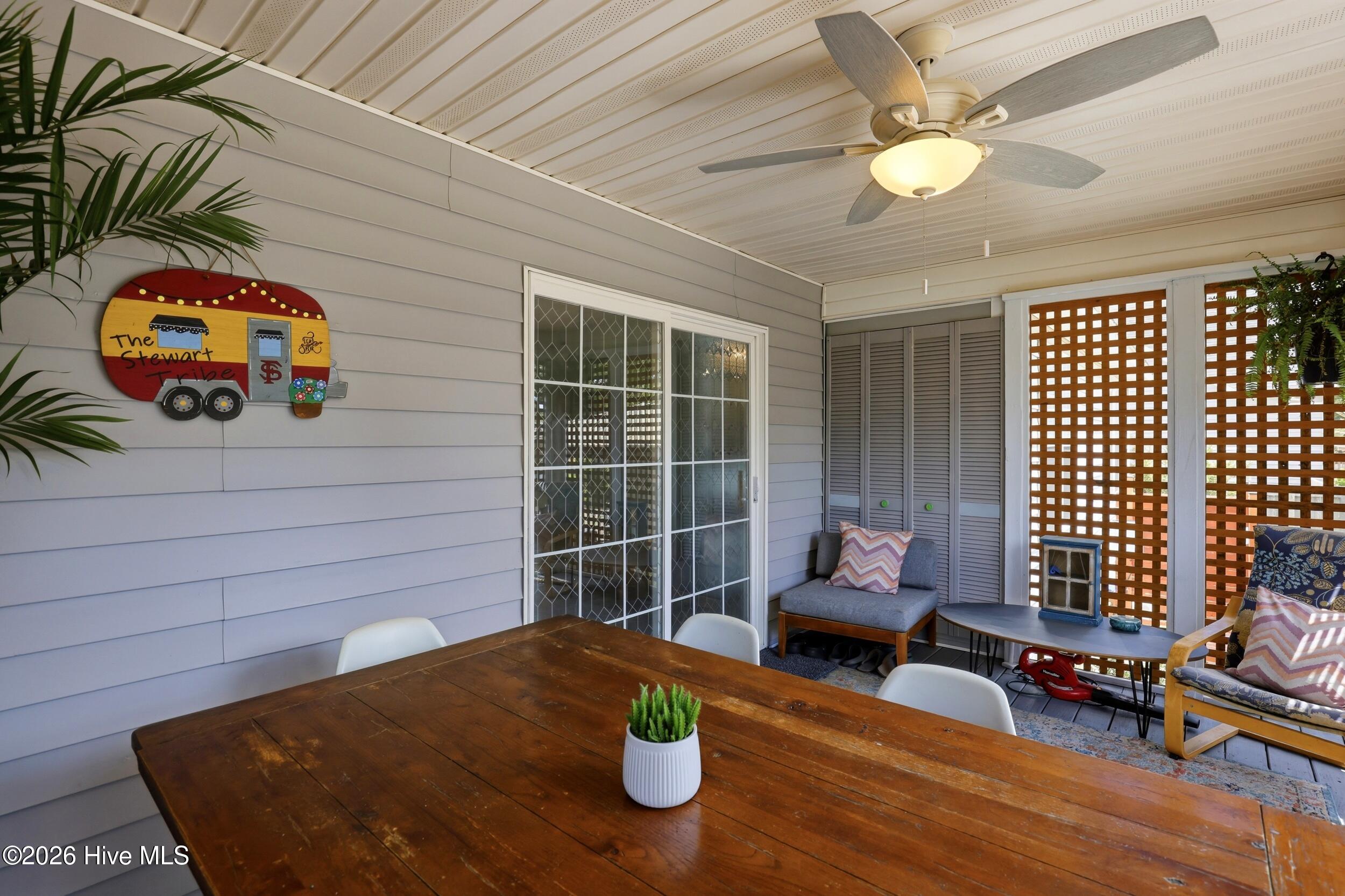8504 Lakeview Drive Property Photo 44