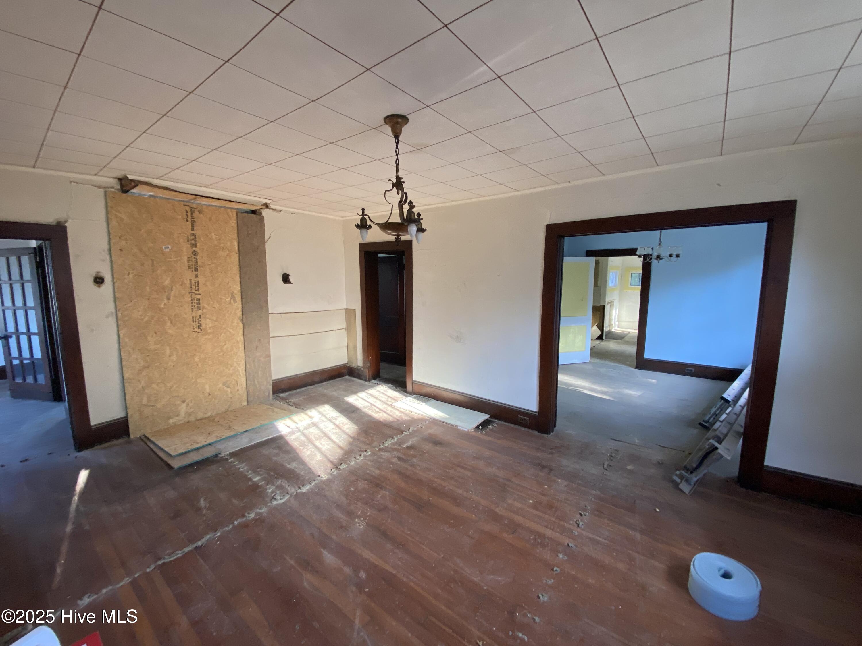 404 Summit Street Property Photo 3
