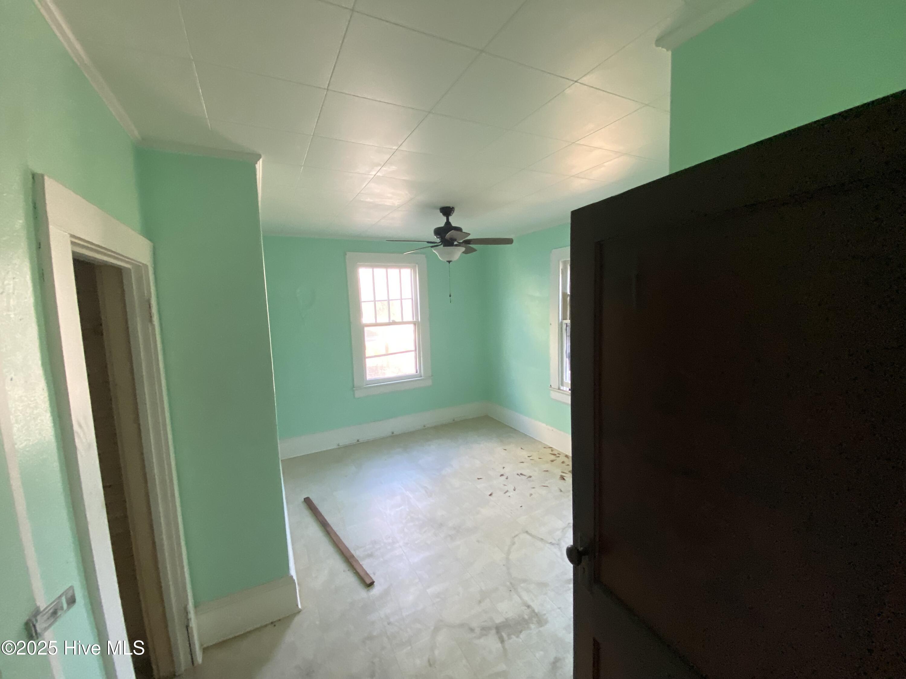 404 Summit Street Property Photo 7
