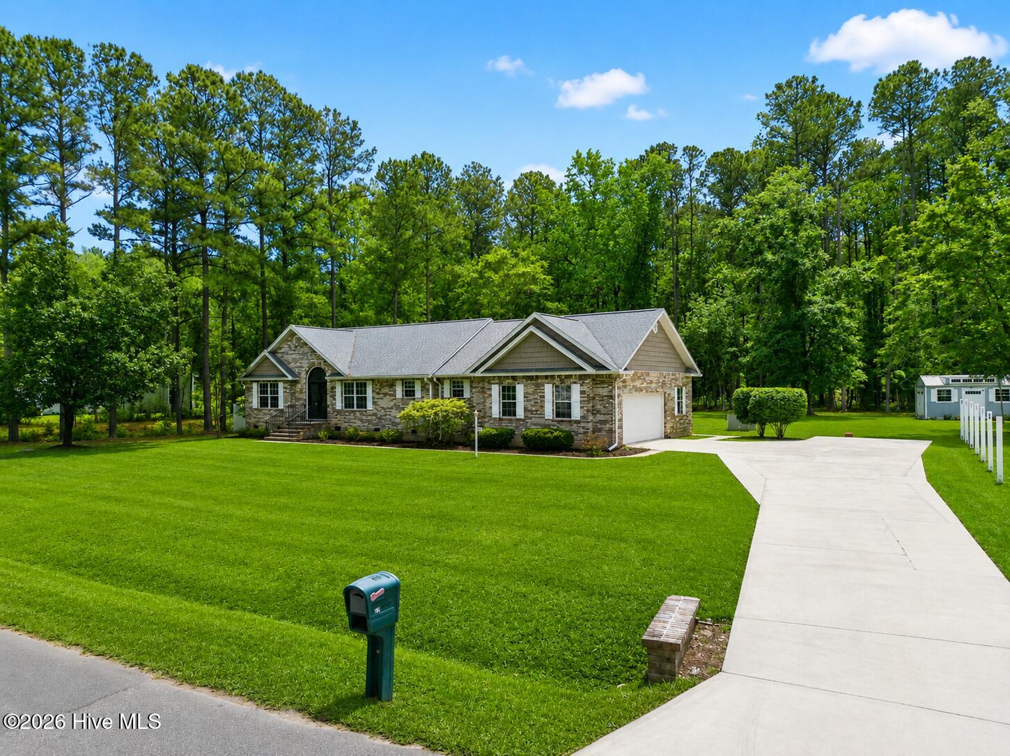 519 Boundaryline Drive Nw Property Photo 2