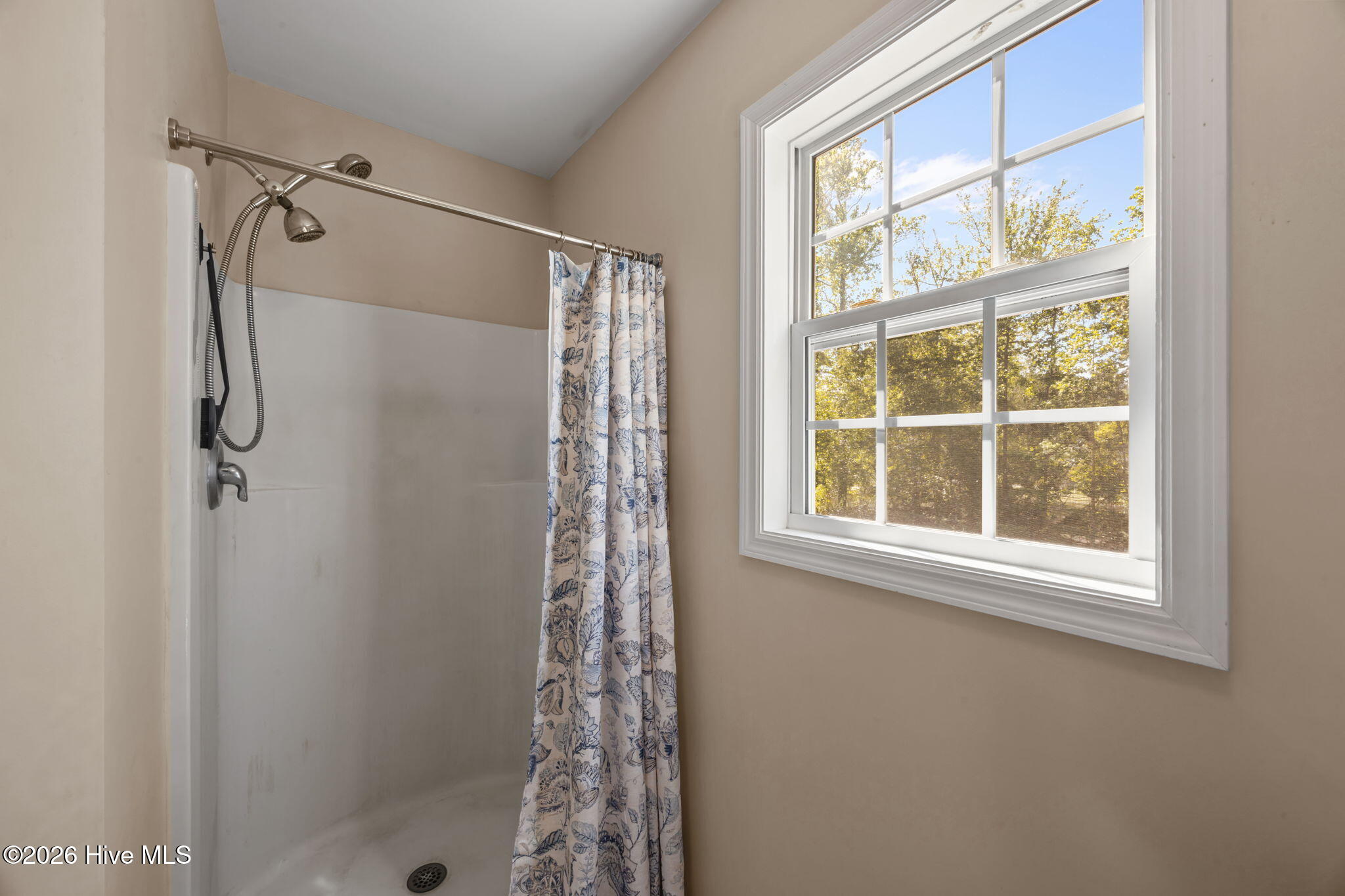 103 Ellis Court Property Photo 33