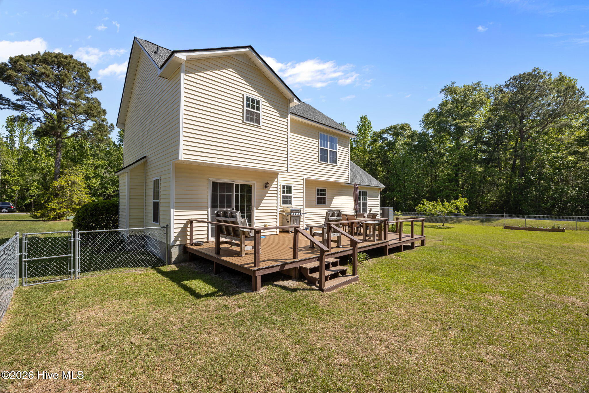 103 Ellis Court Property Photo 37