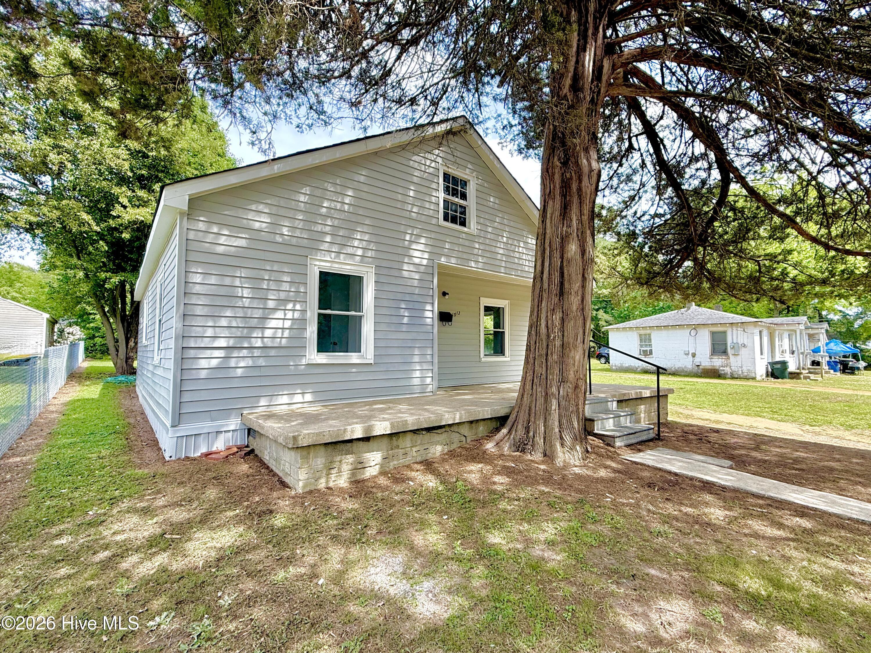 1513 Stroud Avenue Property Photo 6
