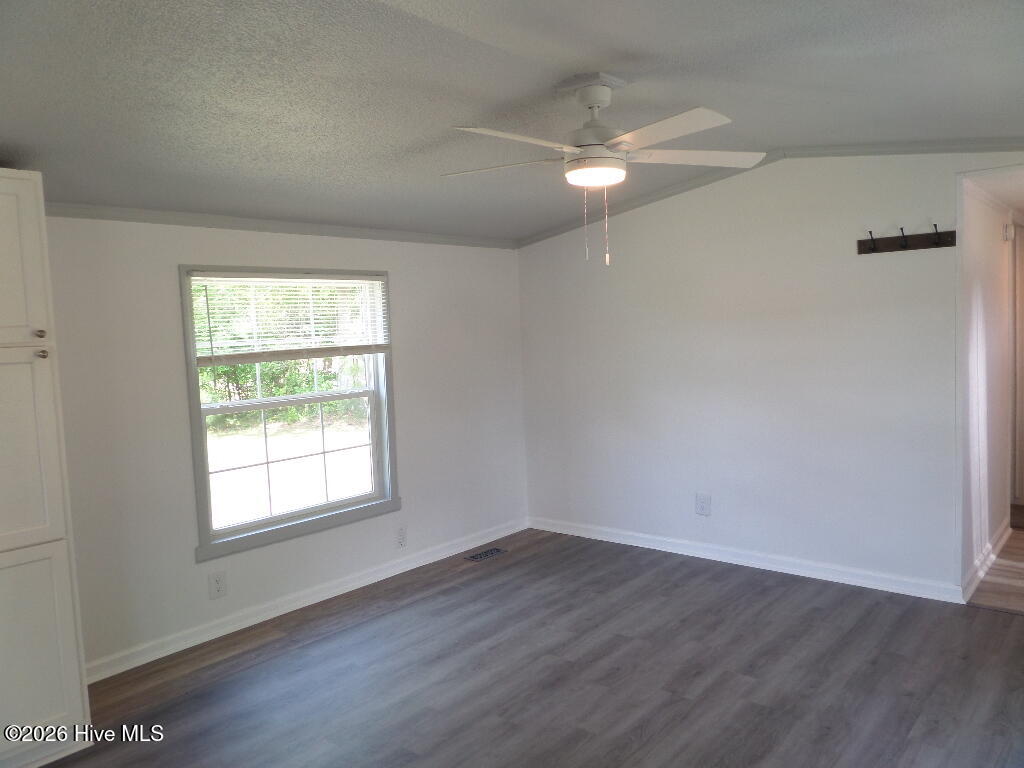 2408 Moore Avenue Property Photo 12