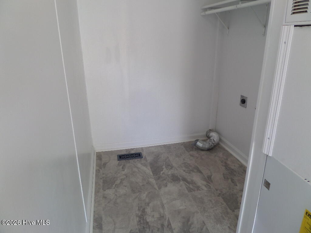 2408 Moore Avenue Property Photo 30