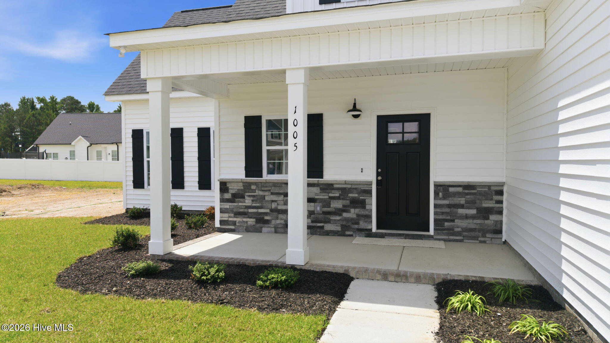 1005 Finn Court Property Photo 4