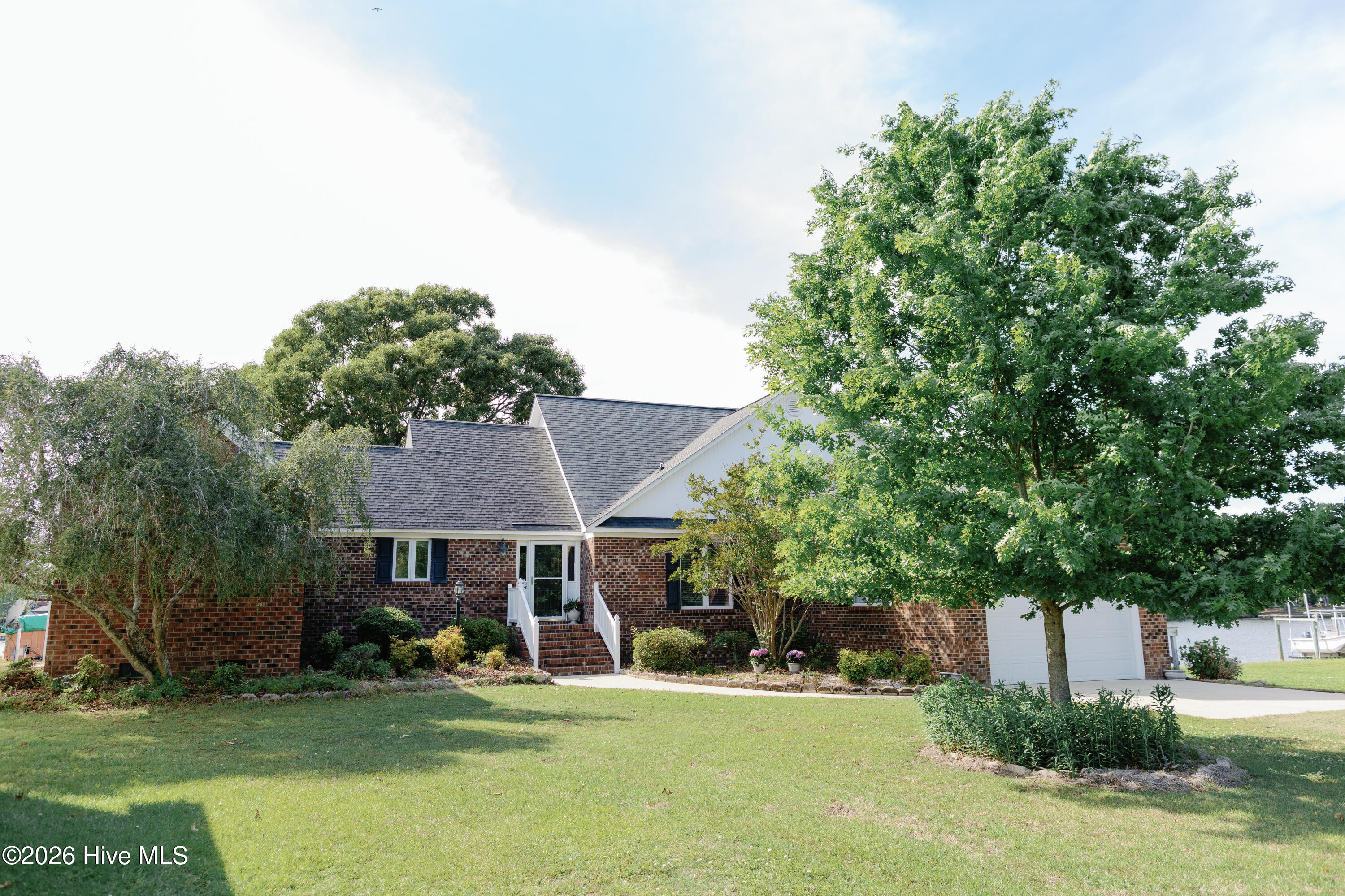 674 Brooks Road Property Photo 1
