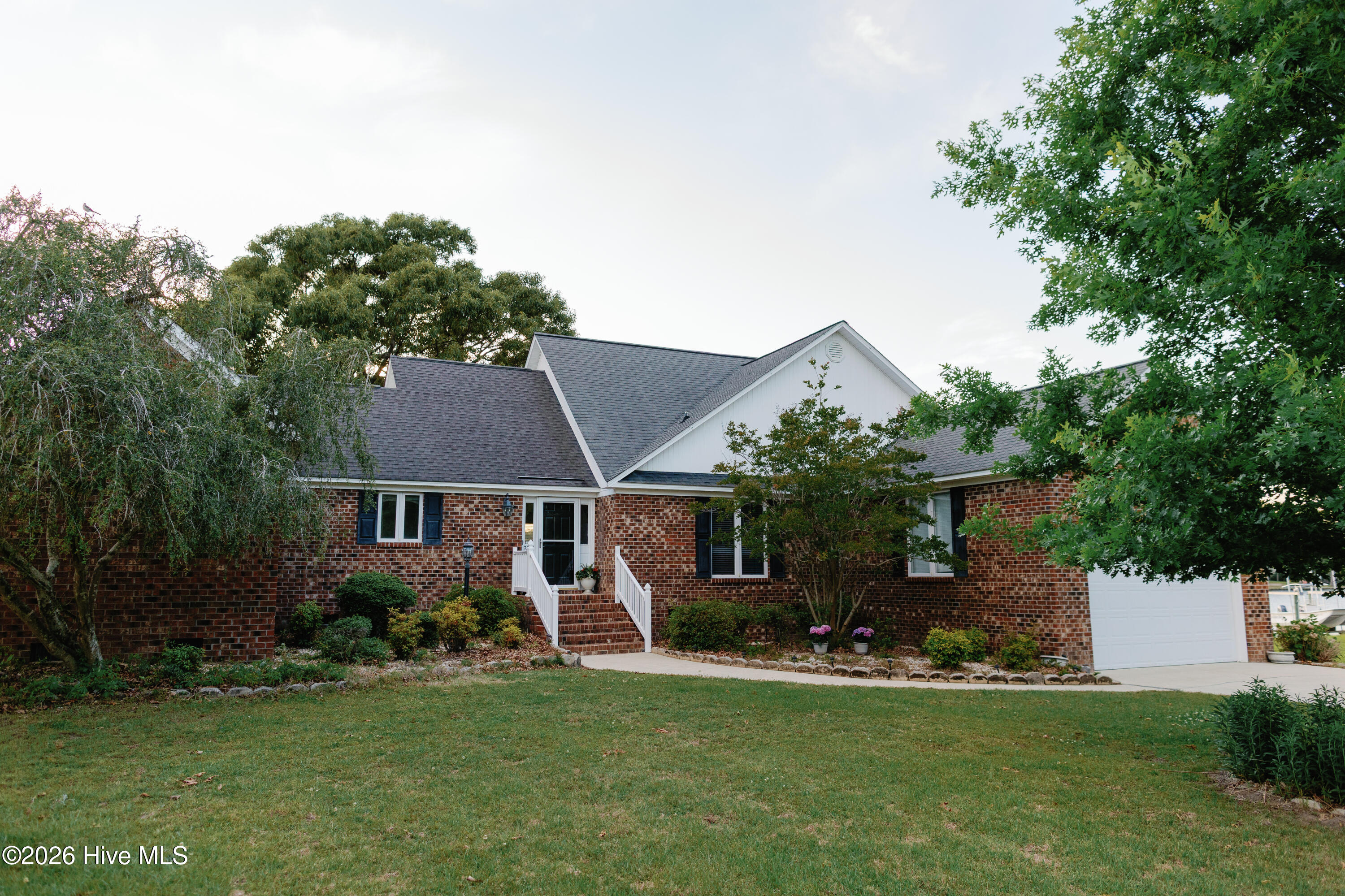 674 Brooks Road Property Photo 3