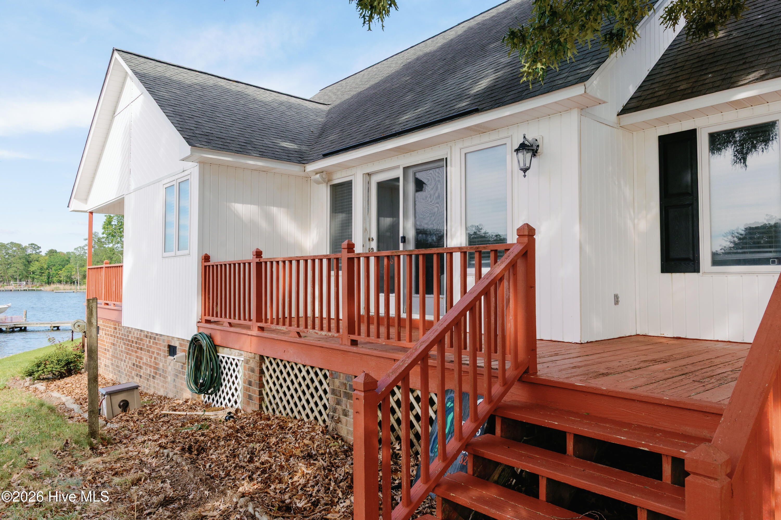 674 Brooks Road Property Photo 10