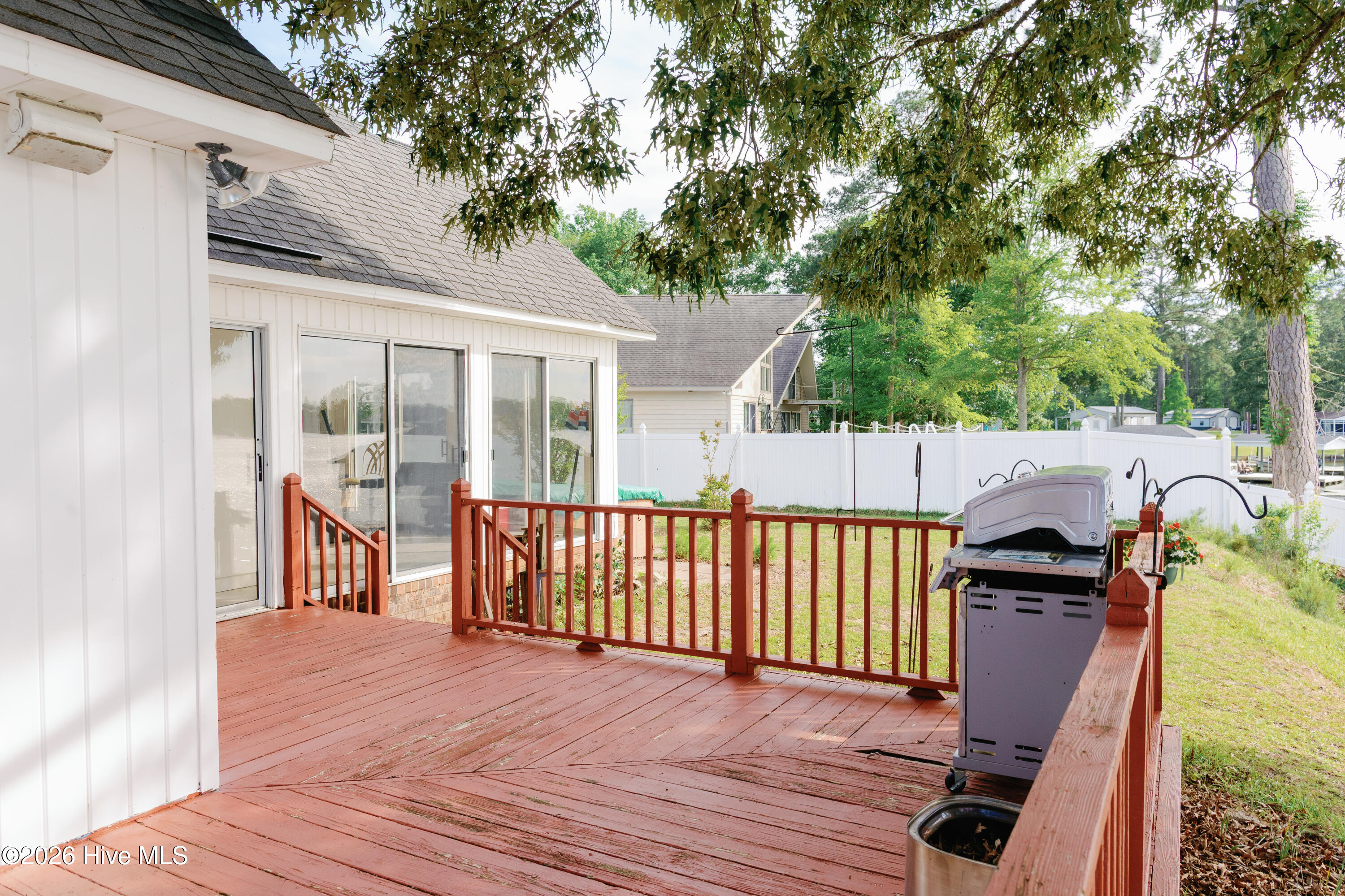 674 Brooks Road Property Photo 15