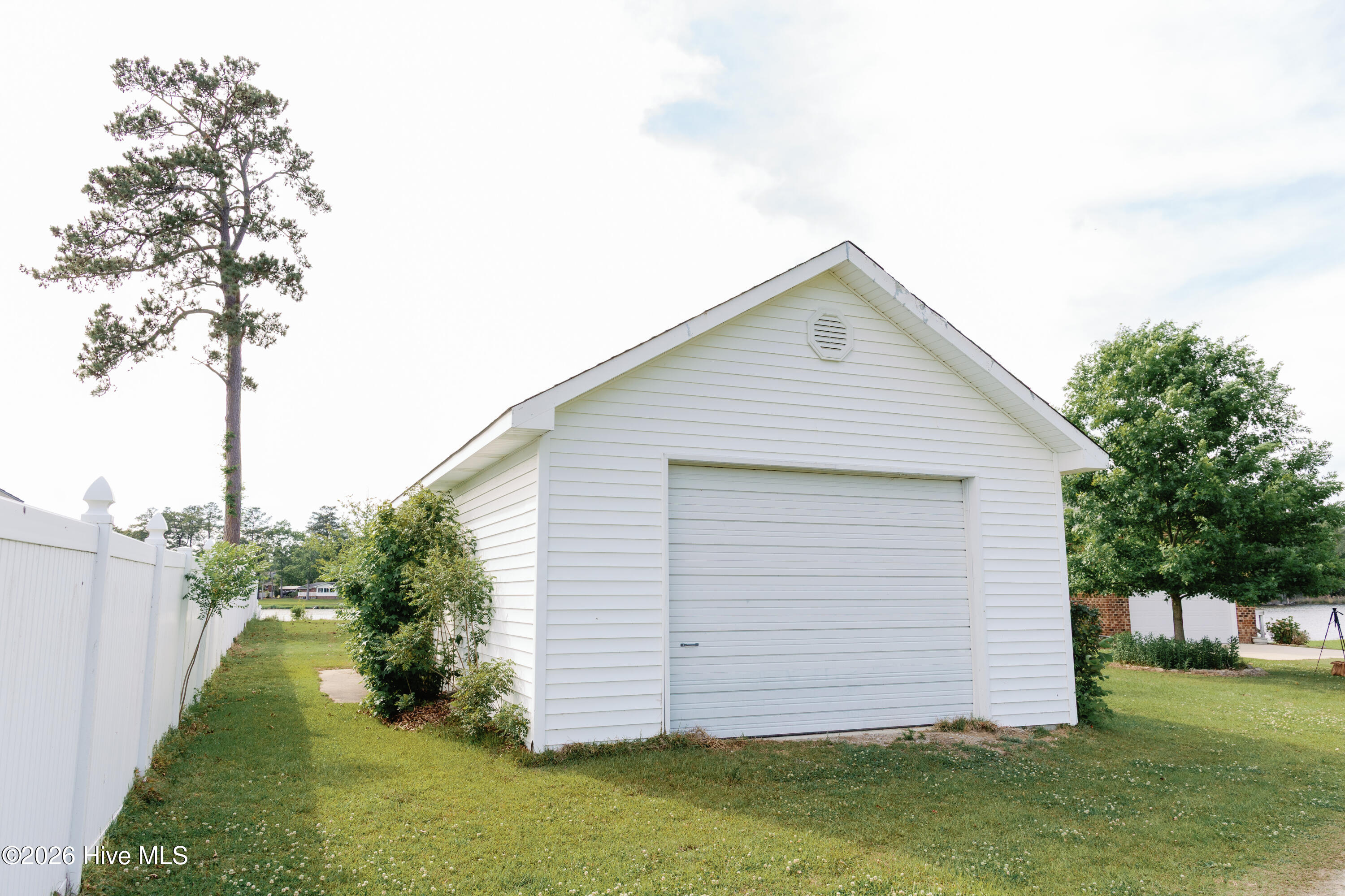 674 Brooks Road Property Photo 21