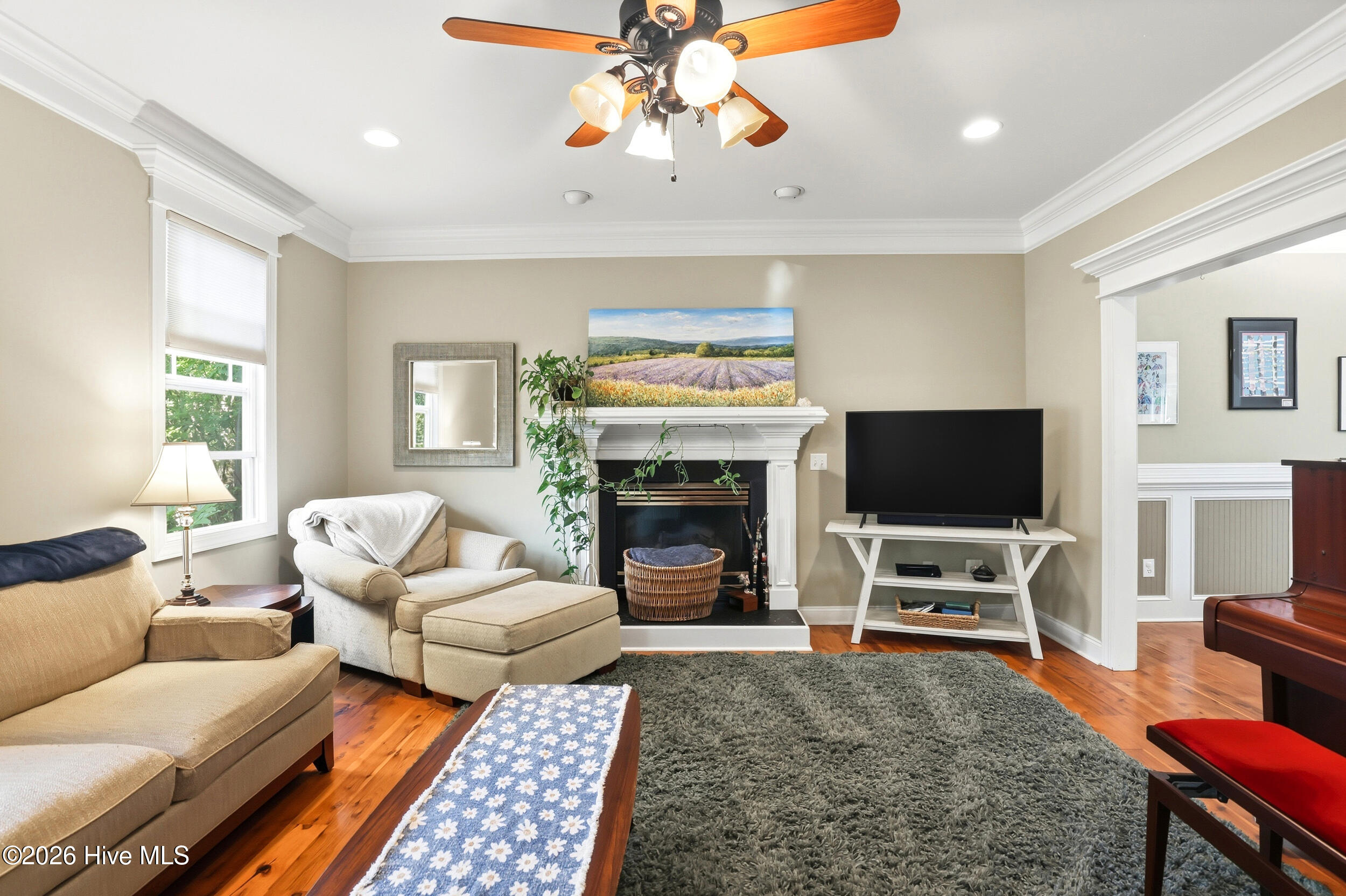 310 Bayshore Drive Property Photo 9