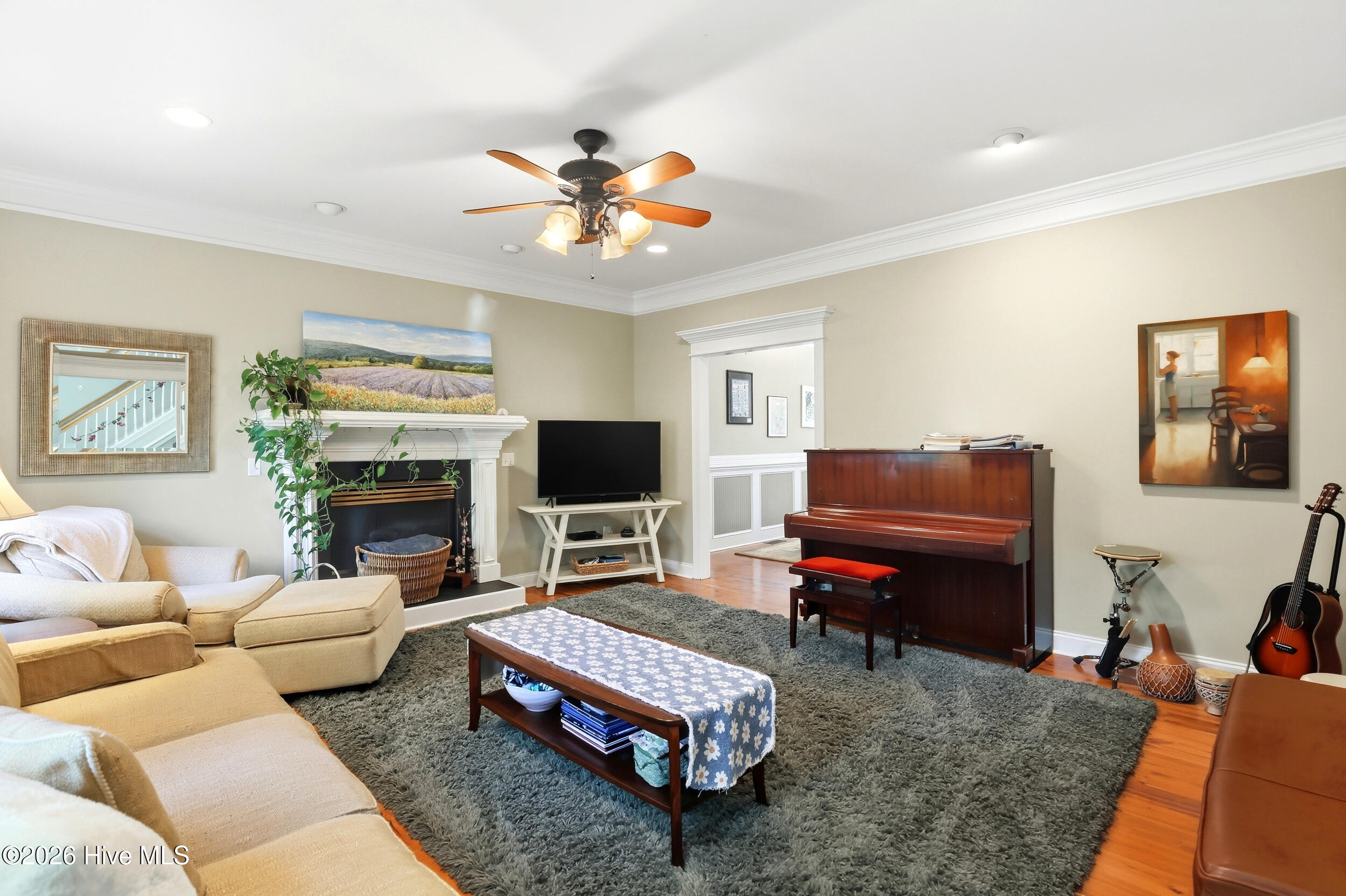 310 Bayshore Drive Property Photo 10