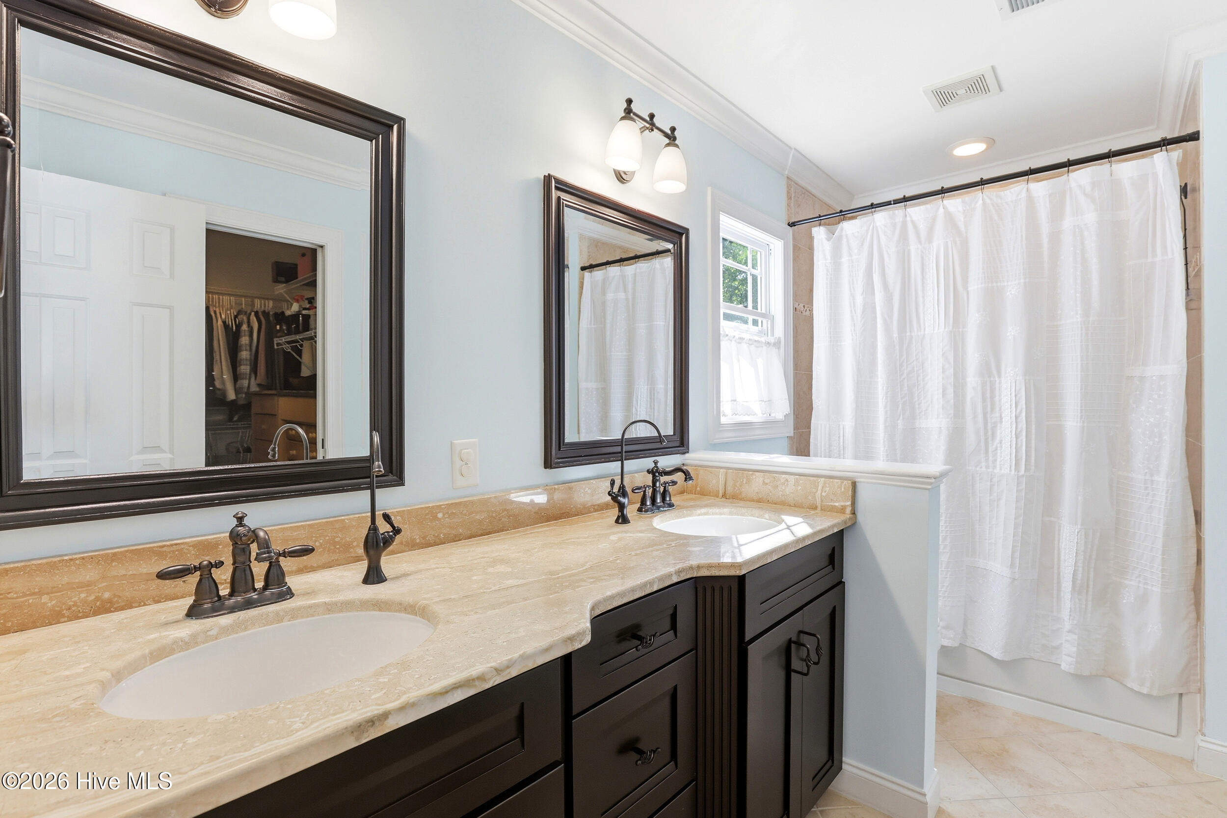 310 Bayshore Drive Property Photo 24