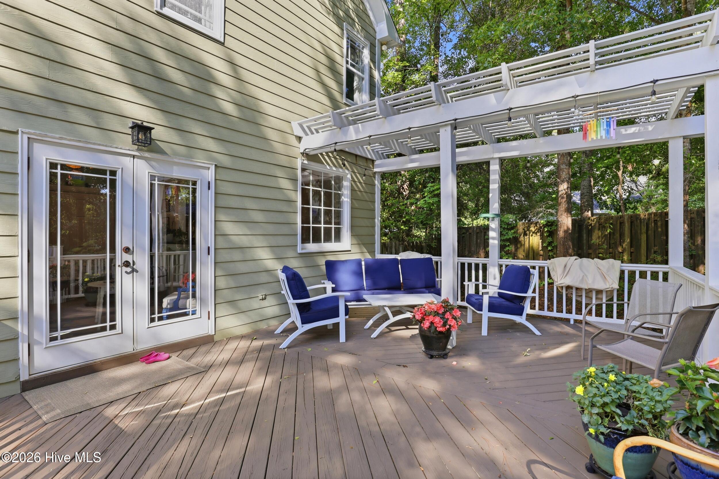 310 Bayshore Drive Property Photo 44