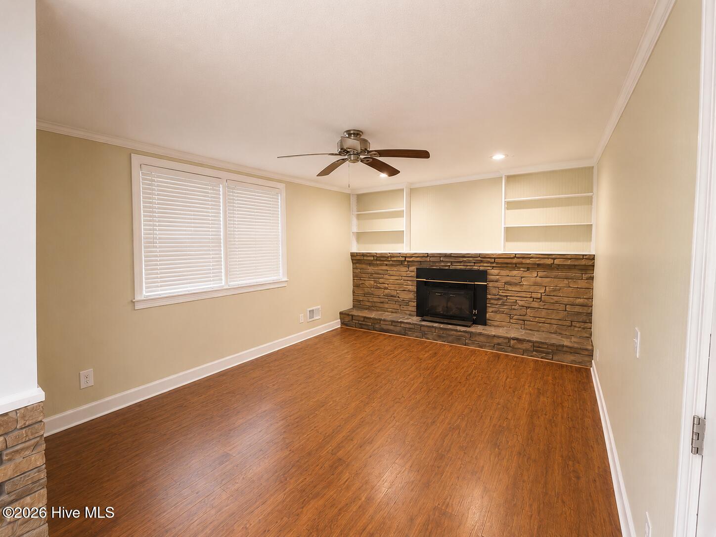 502 Clearbrook Drive Property Photo 6