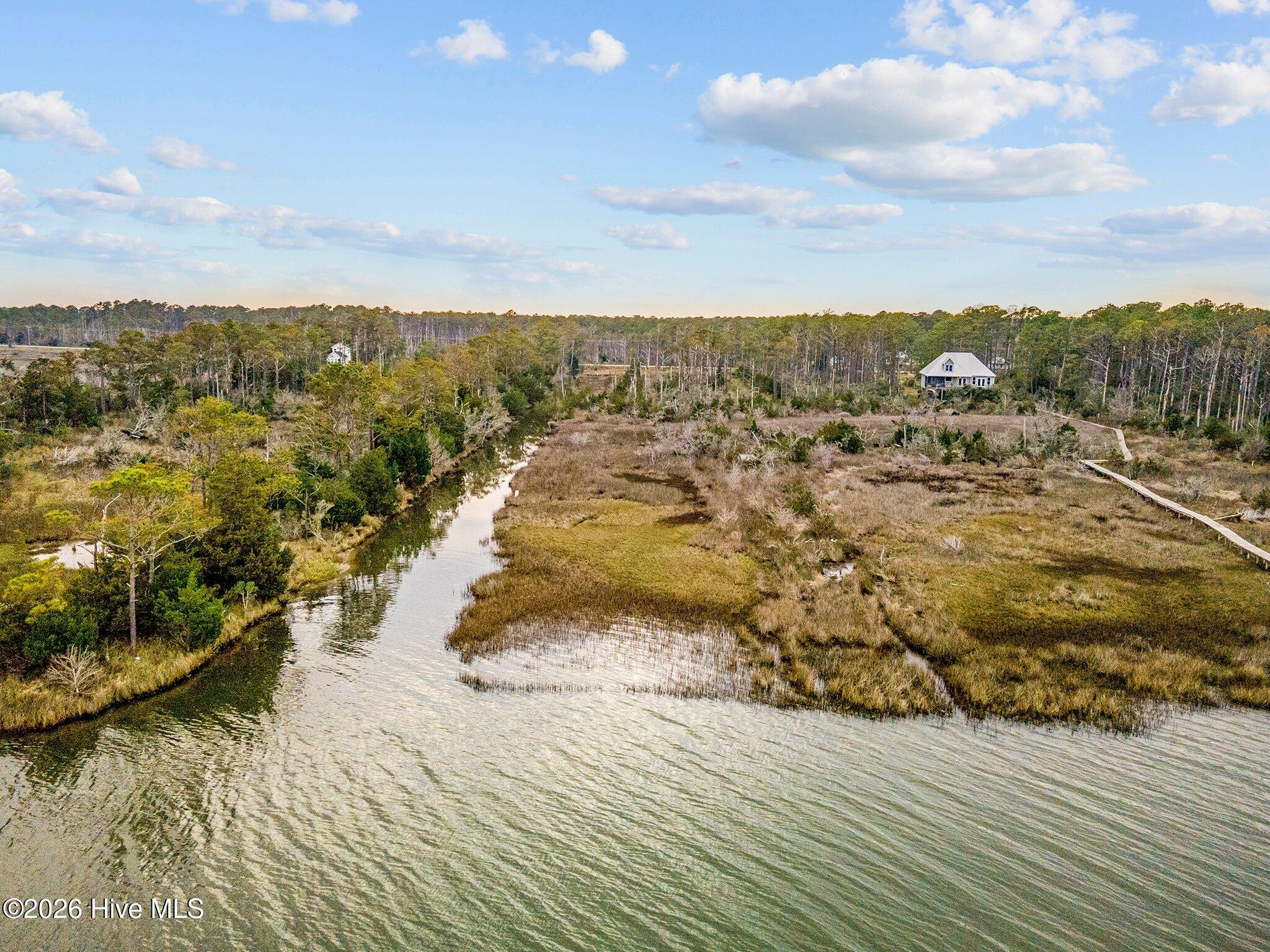 1592 Highway 70 E Property Photo 14