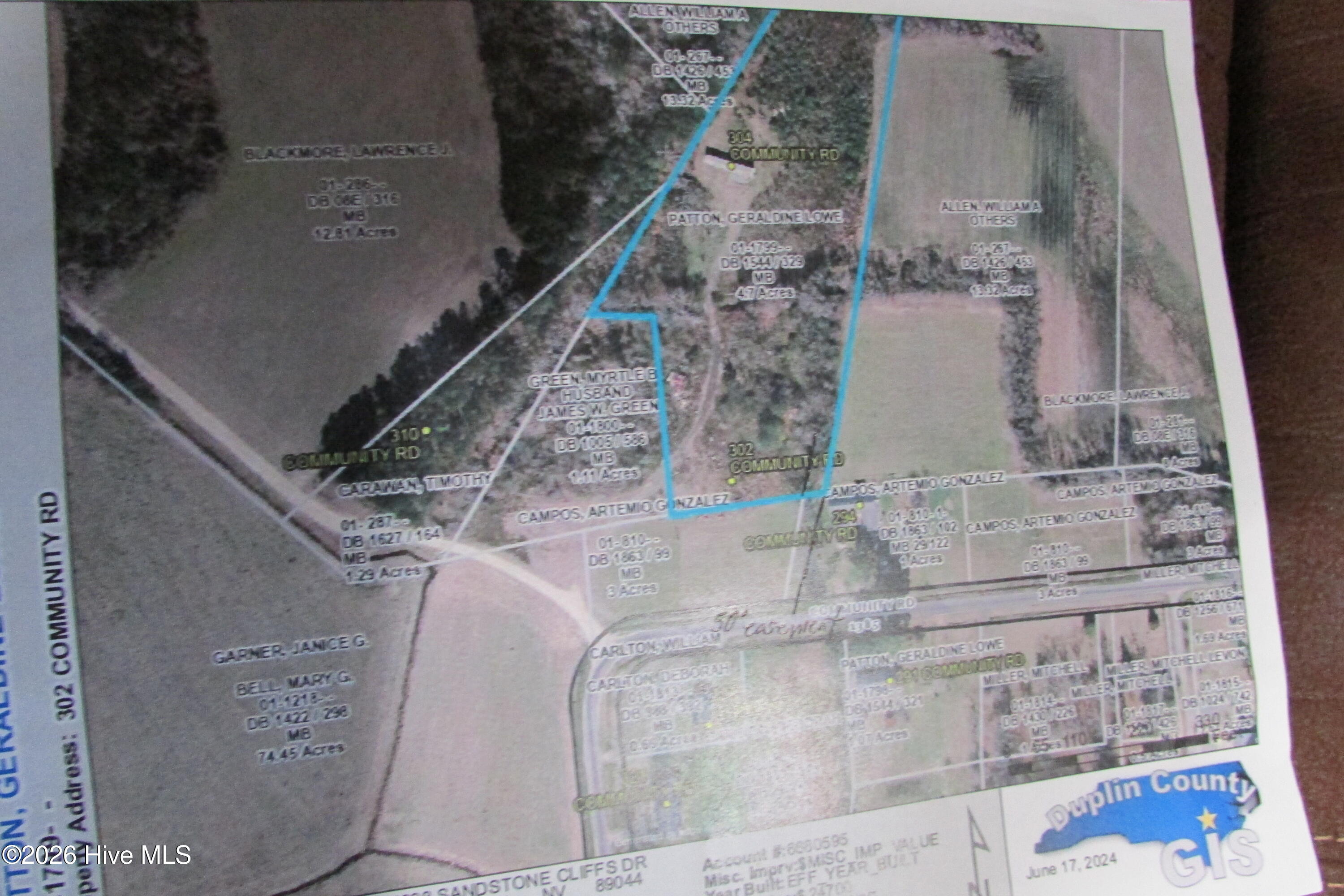 302 Community Road Property Photo 1
