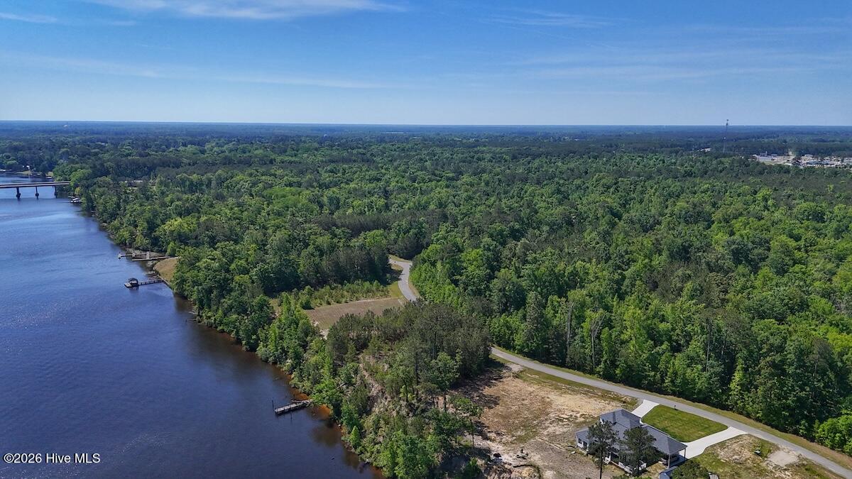 206 Riversedge Drive Property Photo 21