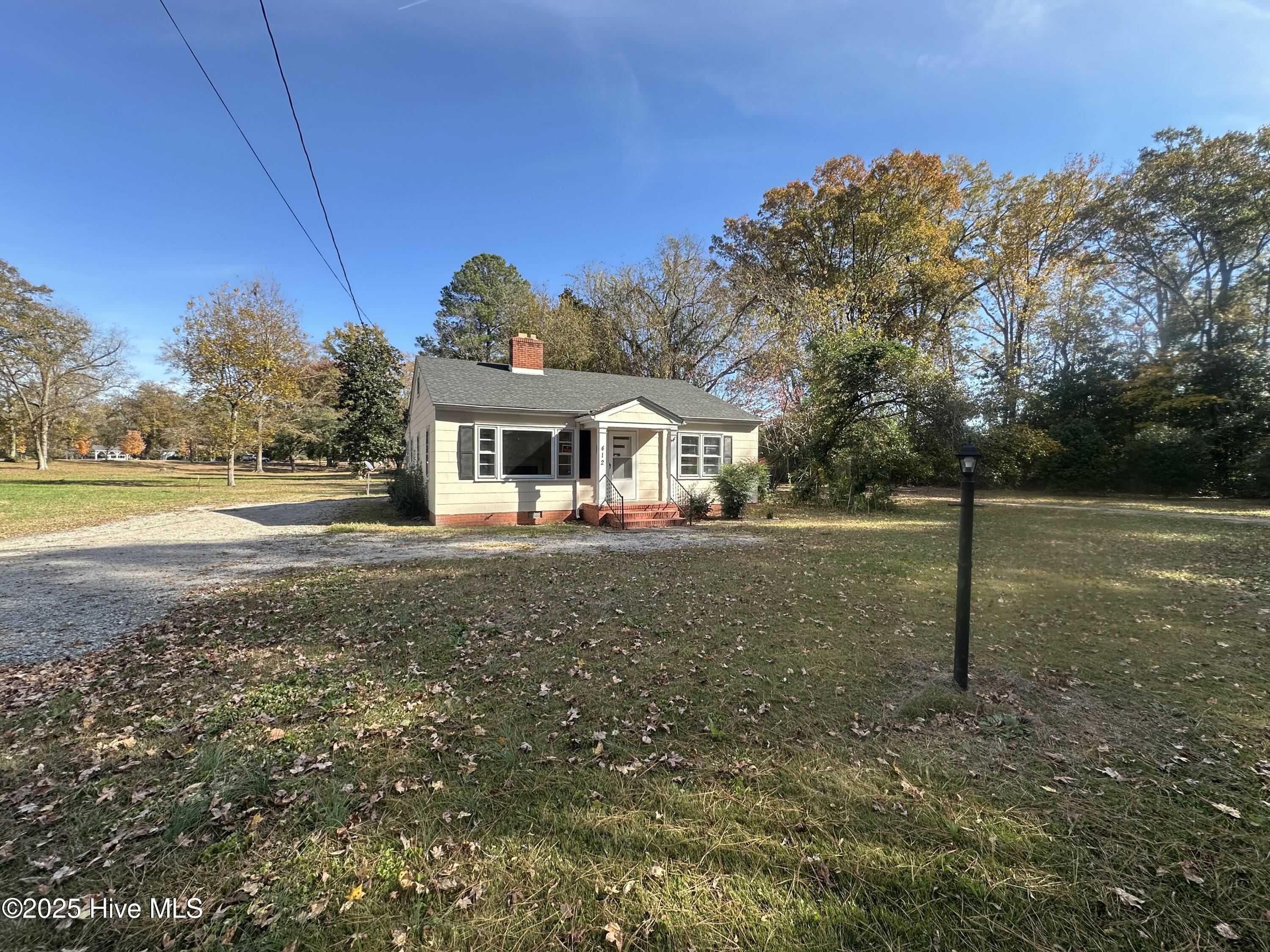 412 Lanoca Avenue Property Photo 2