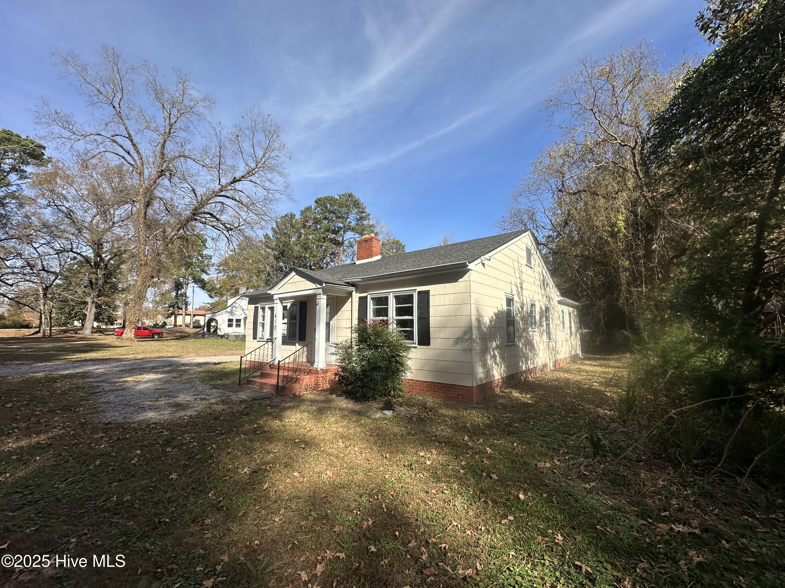 412 Lanoca Avenue Property Photo 6