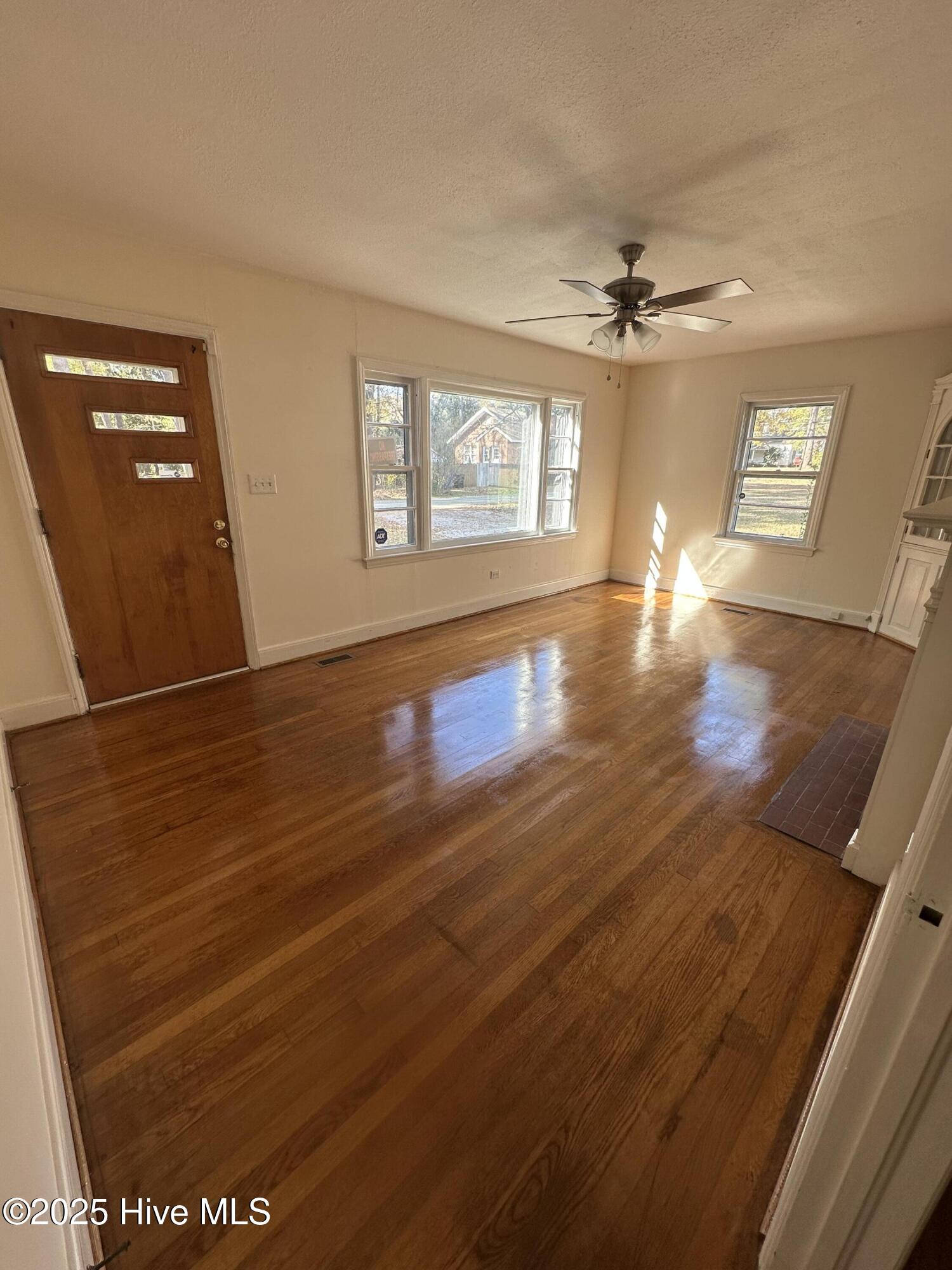 412 Lanoca Avenue Property Photo 13