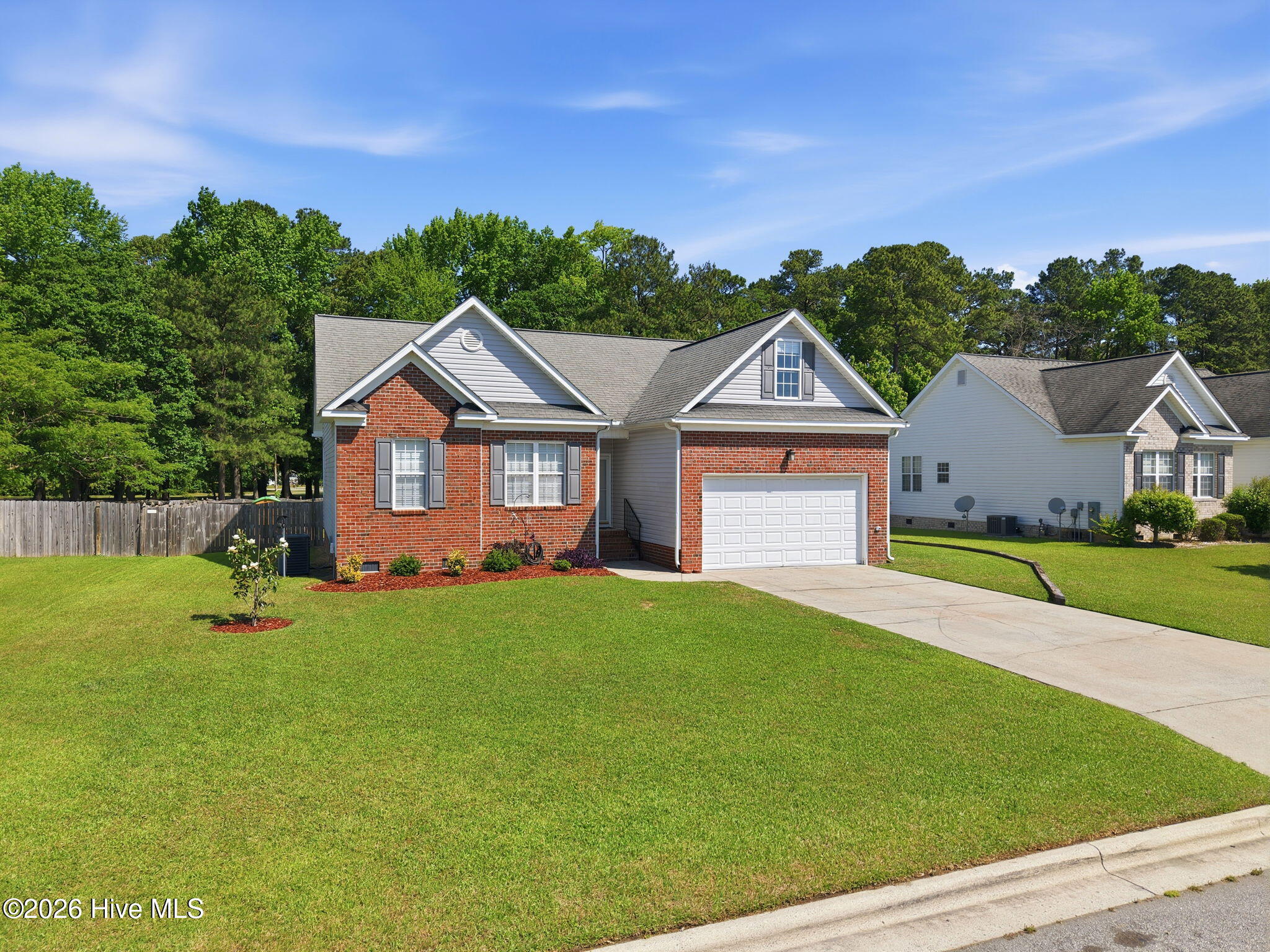 2752 Barefoot Lane Property Photo 4
