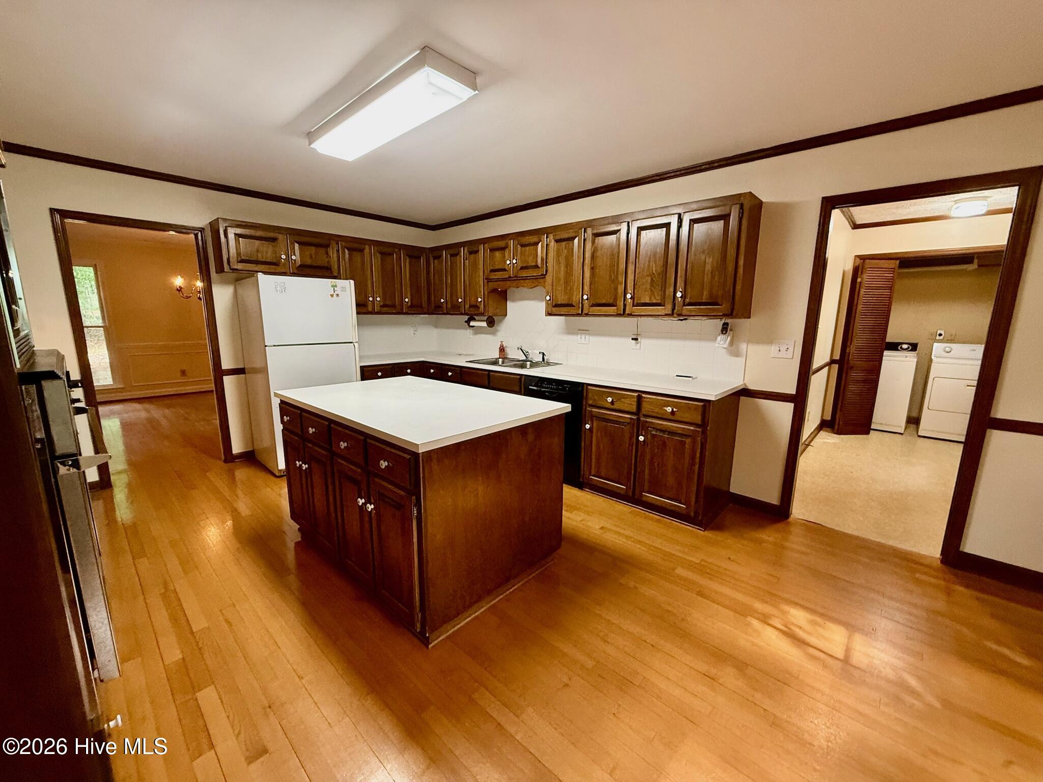 829 Williamsburg Drive Property Photo 8
