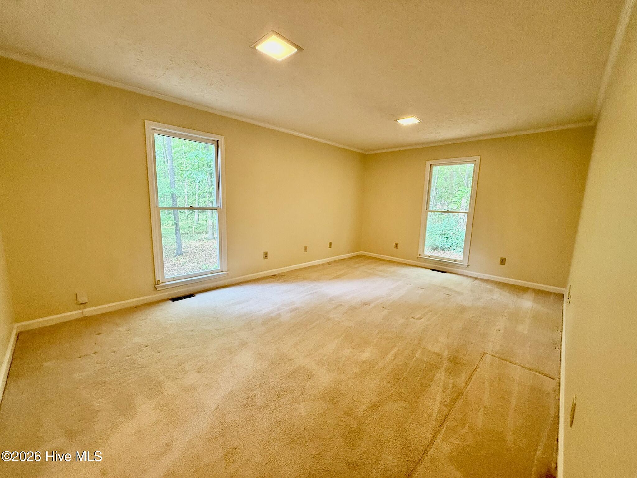 829 Williamsburg Drive Property Photo 12