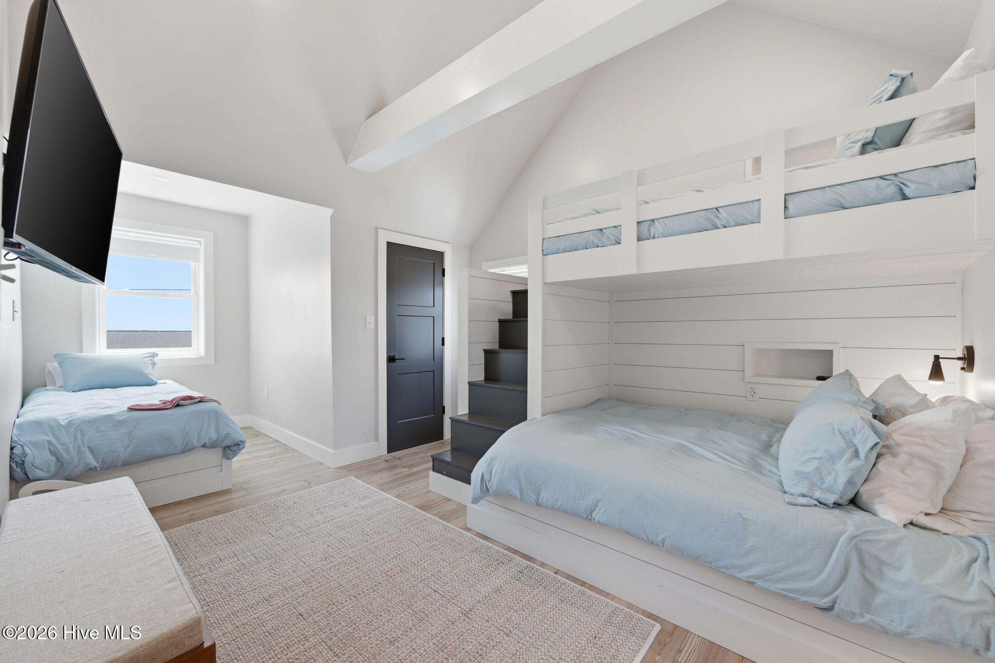 3736 Janiero Road Property Photo 16