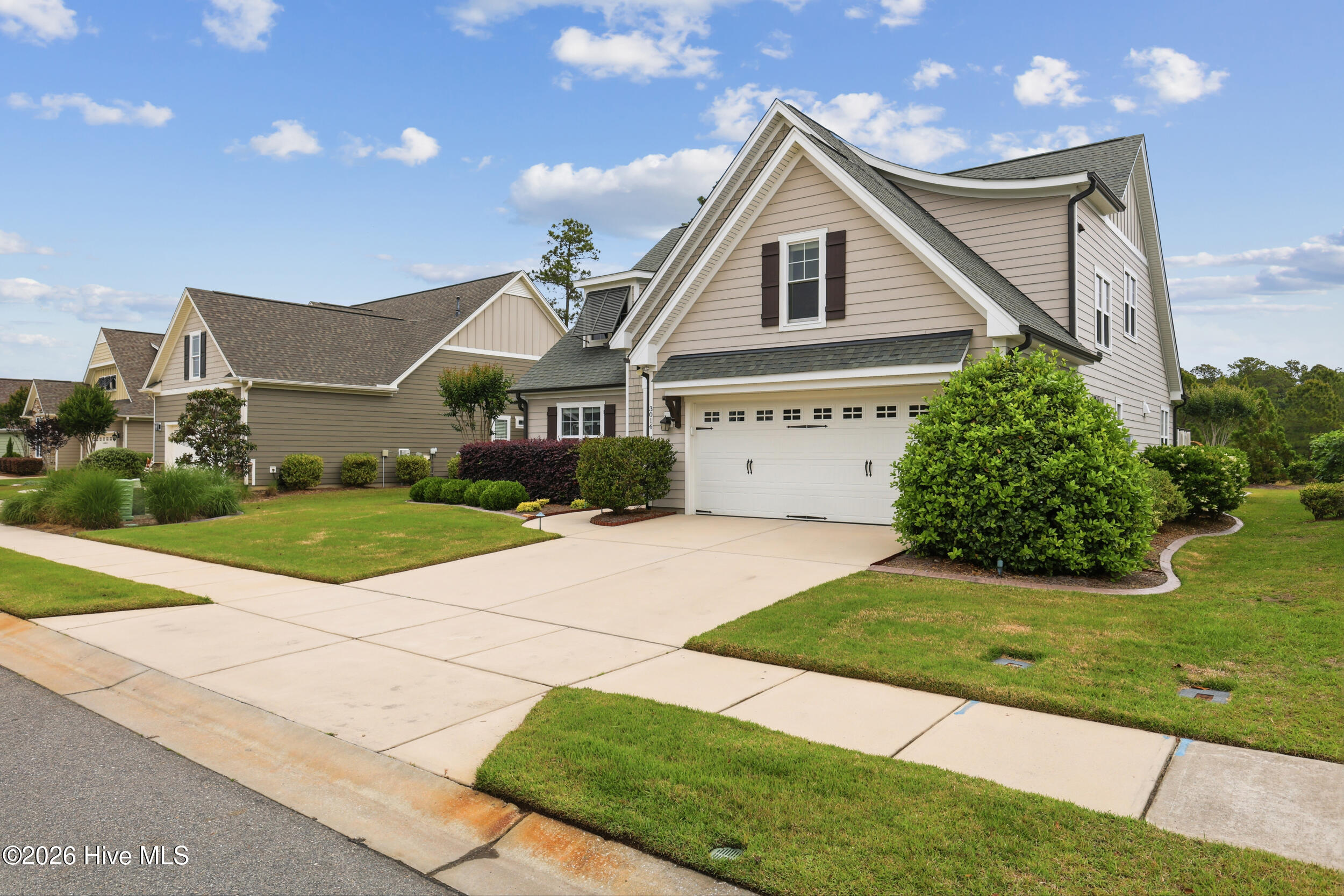 3014 Pine Bloom Way Property Photo 3