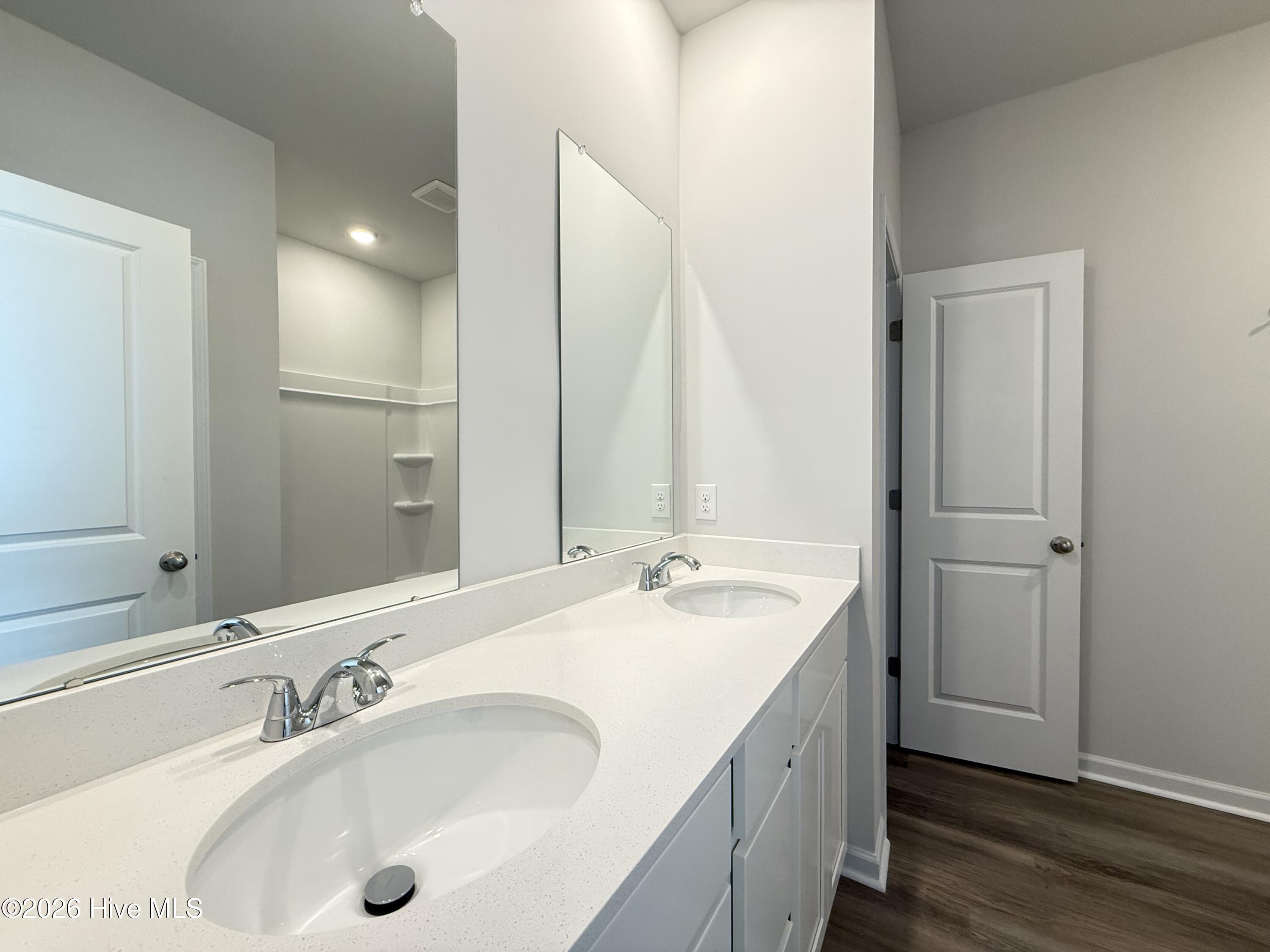 1050 Hanson Drive Property Photo 8
