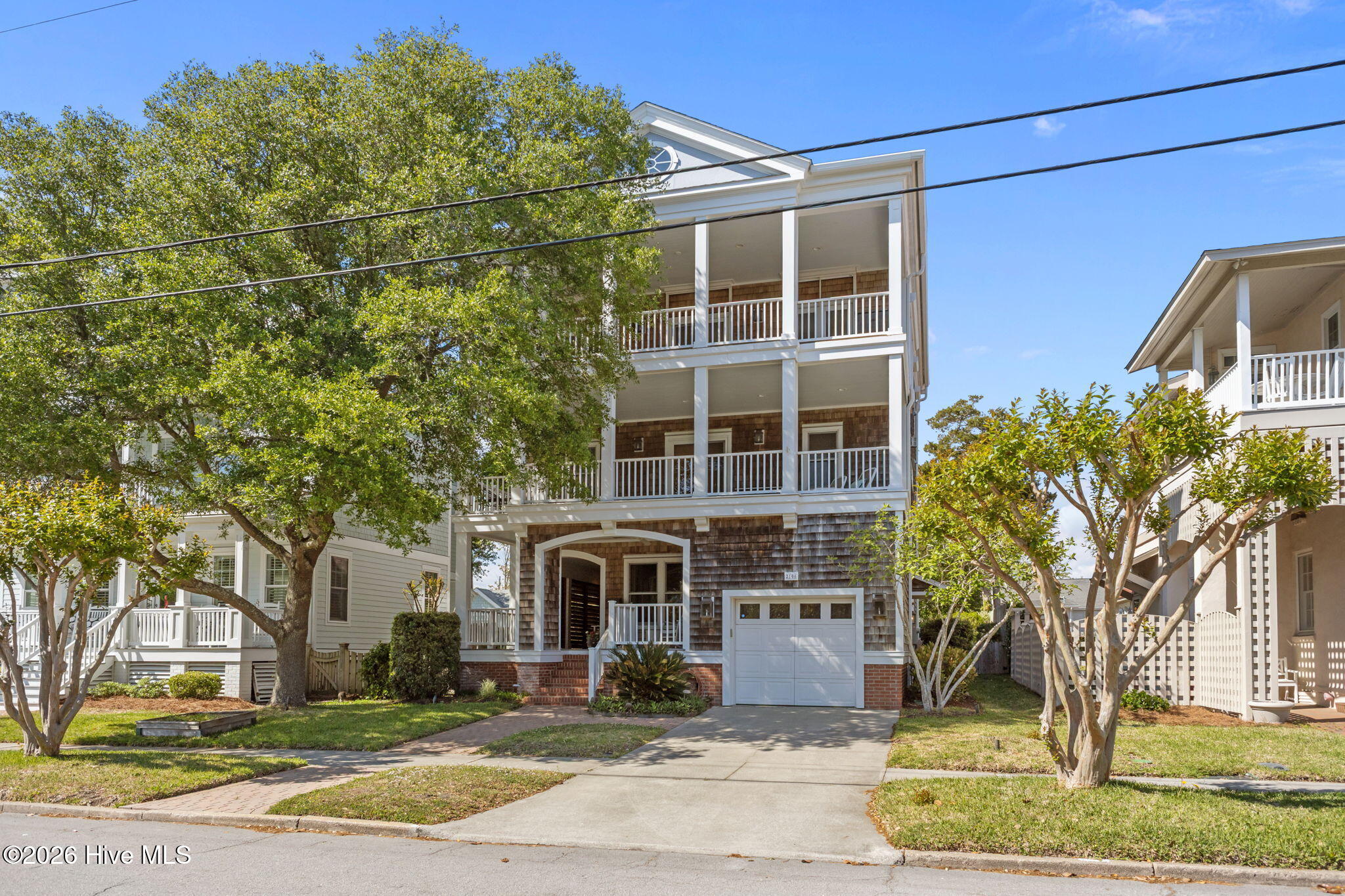 2106 Evans Street Property Photo 1