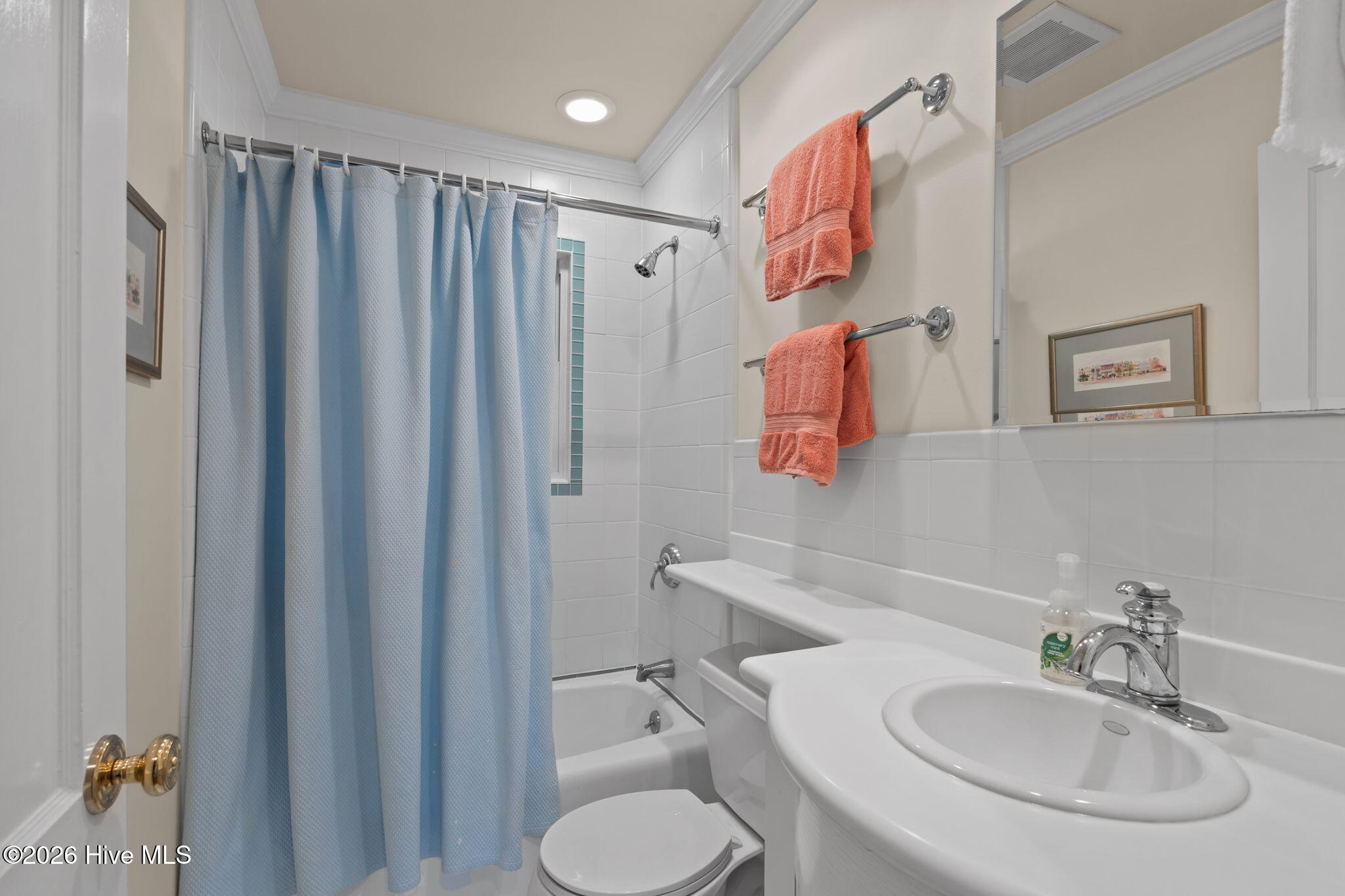2106 Evans Street Property Photo 33