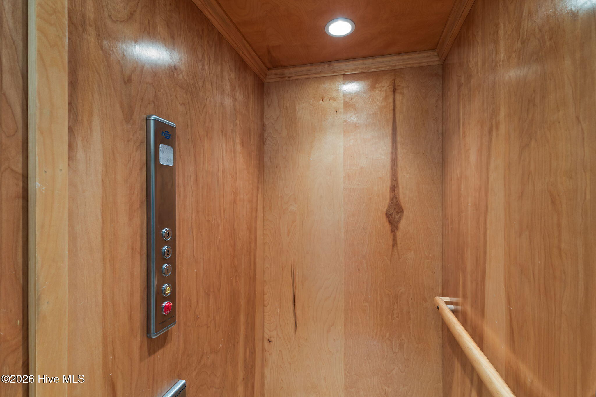 2106 Evans Street Property Photo 41