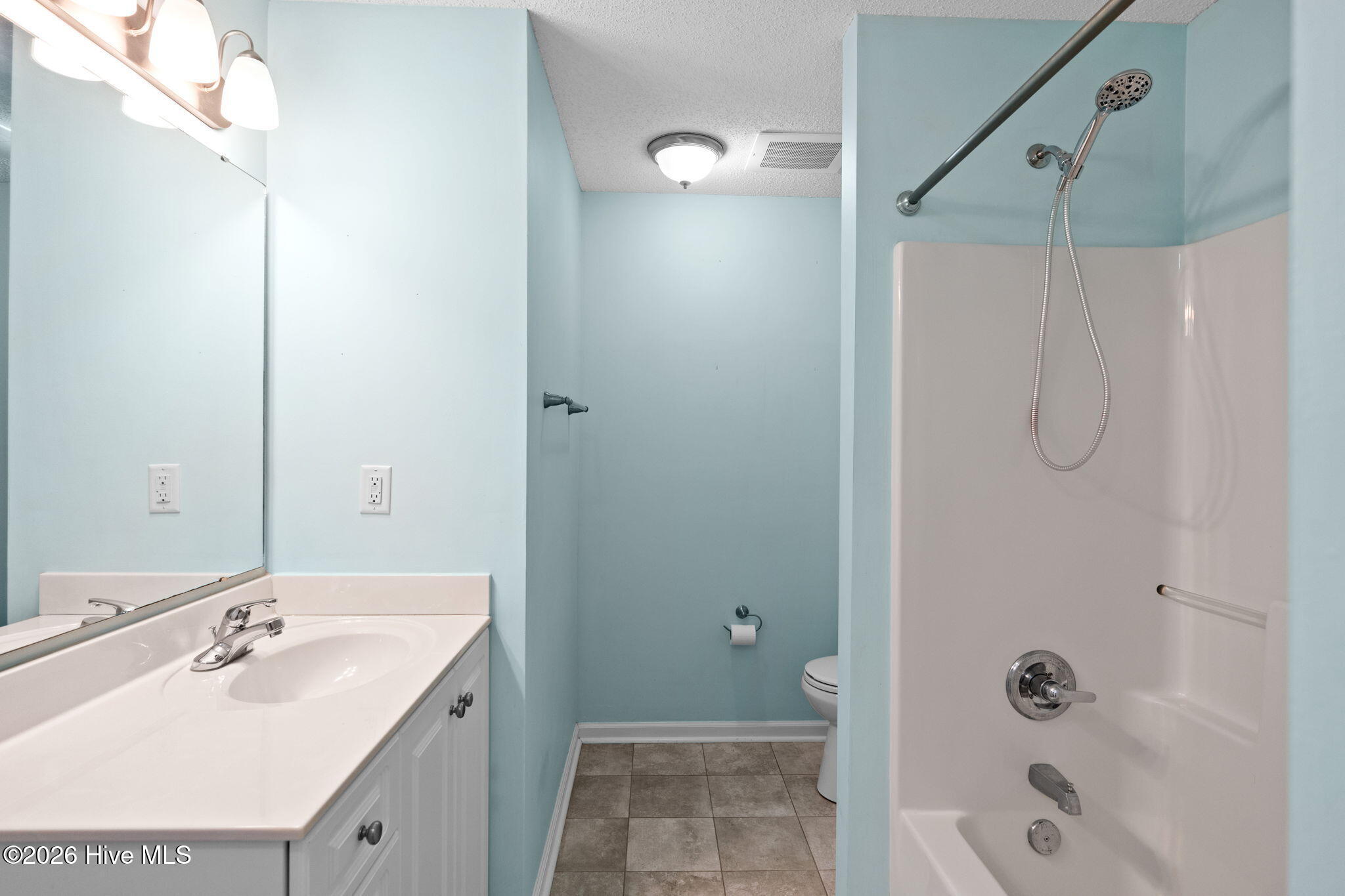 4130 Breezewood Drive Apt 104 Property Photo 25