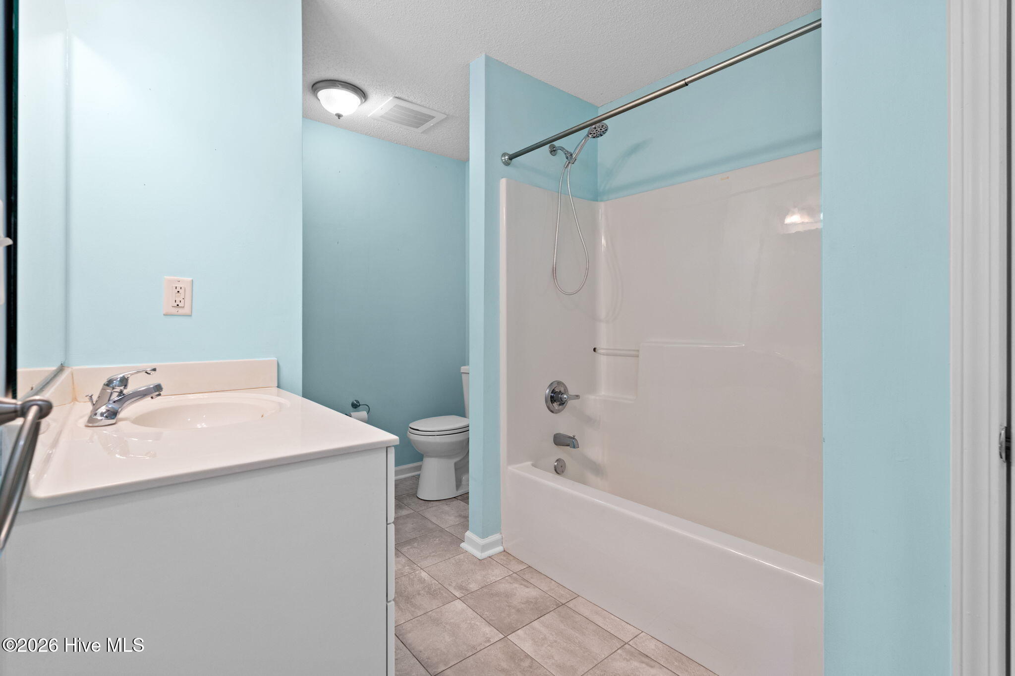 4130 Breezewood Drive Apt 104 Property Photo 26