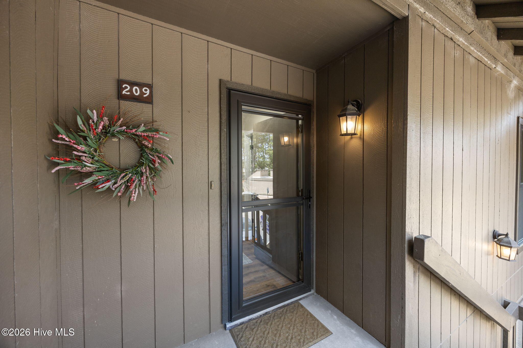 10 Pine Tree Road # 209 Property Photo 1