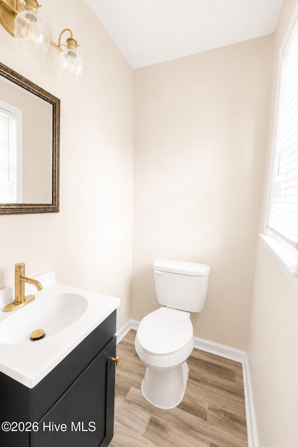 3649 S Walnut Street Property Photo 12