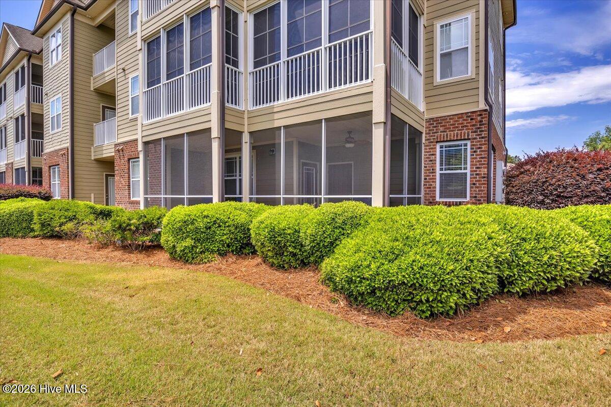 395 S Crow Creek Drive 2306 Property Photo 2