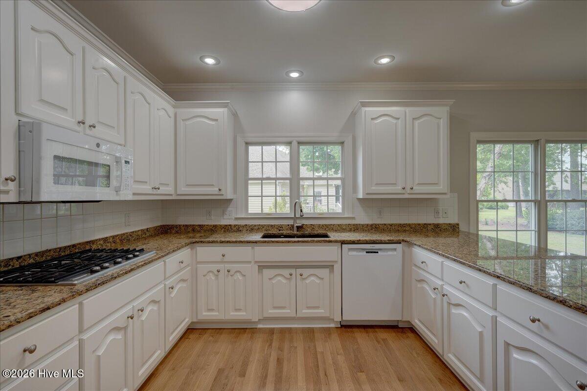 606 Taberna Circle Property Photo 17