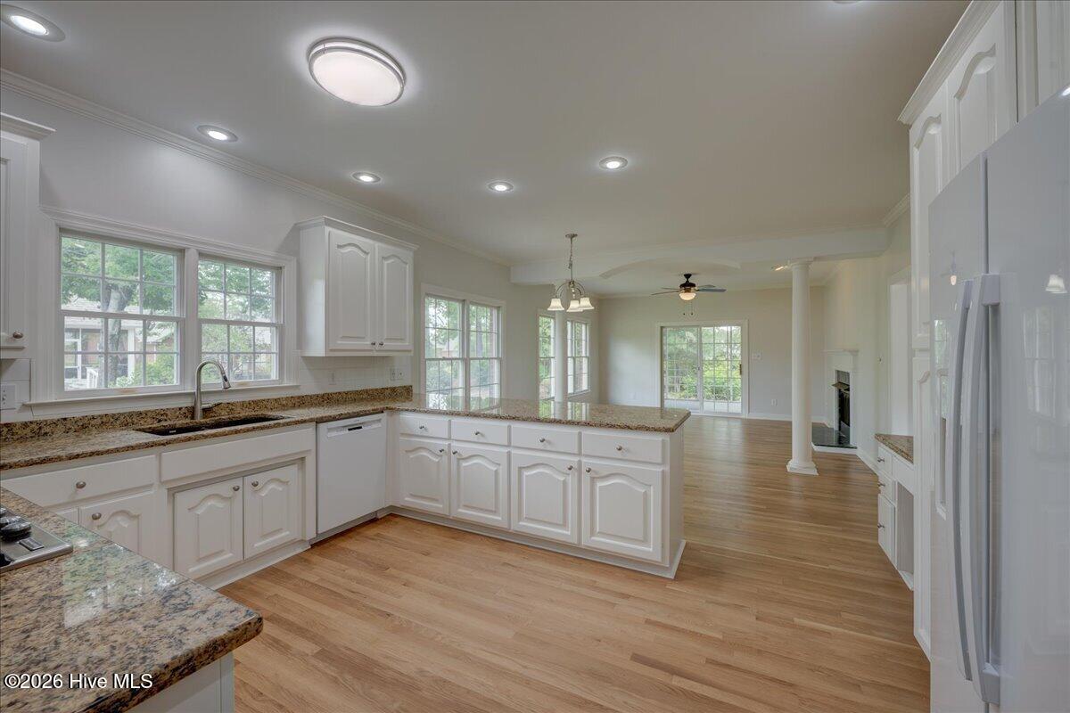 606 Taberna Circle Property Photo 18