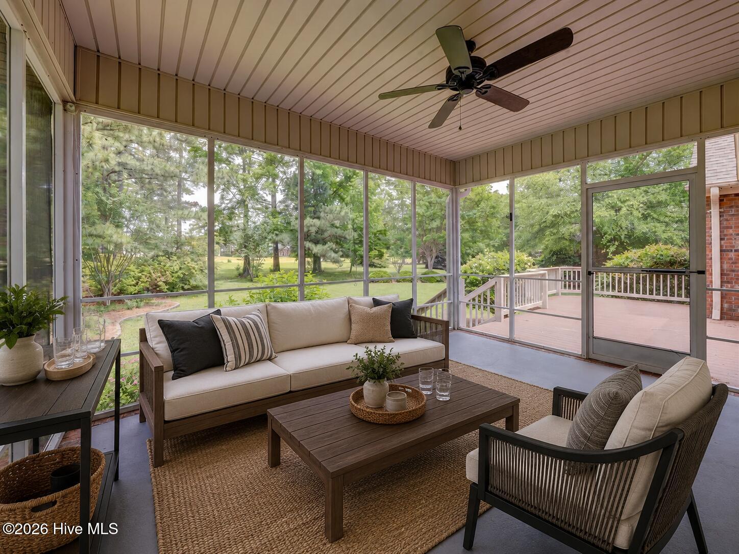 606 Taberna Circle Property Photo 26