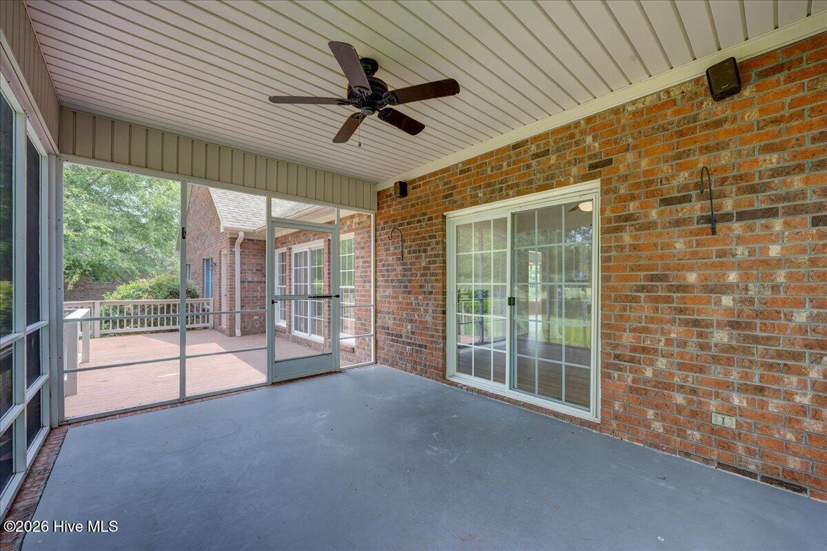 606 Taberna Circle Property Photo 27