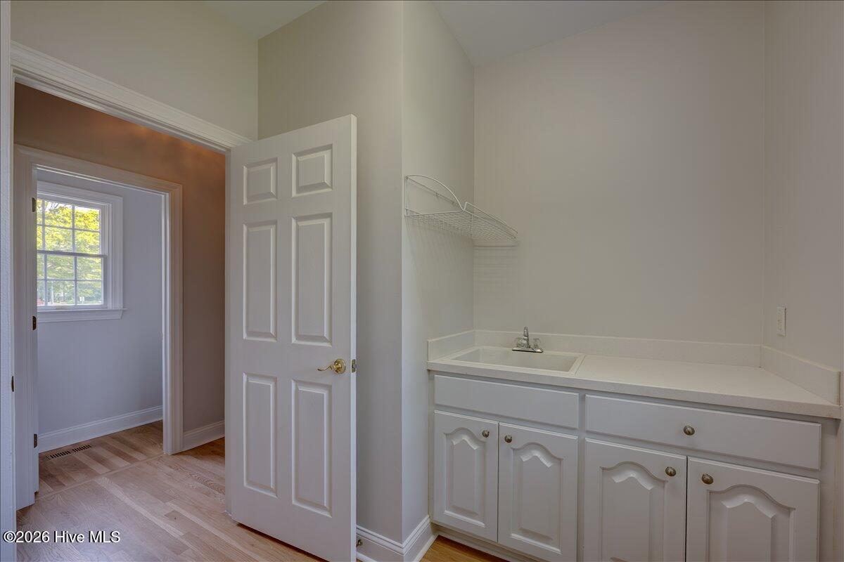 606 Taberna Circle Property Photo 30