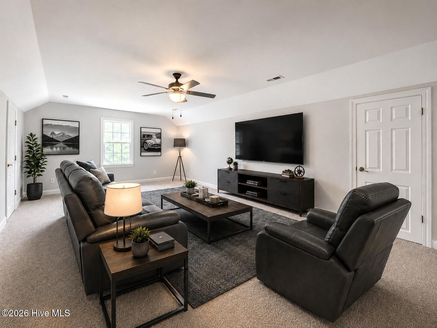 606 Taberna Circle Property Photo 33
