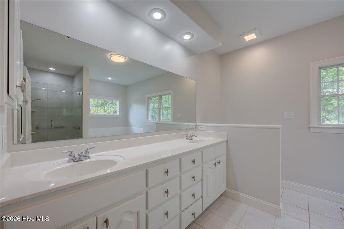 606 Taberna Circle Property Photo 40