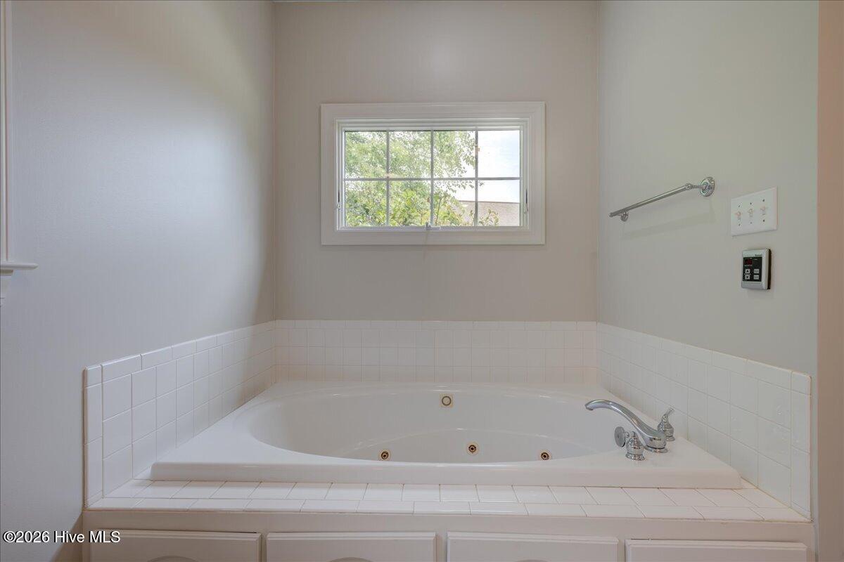 606 Taberna Circle Property Photo 43