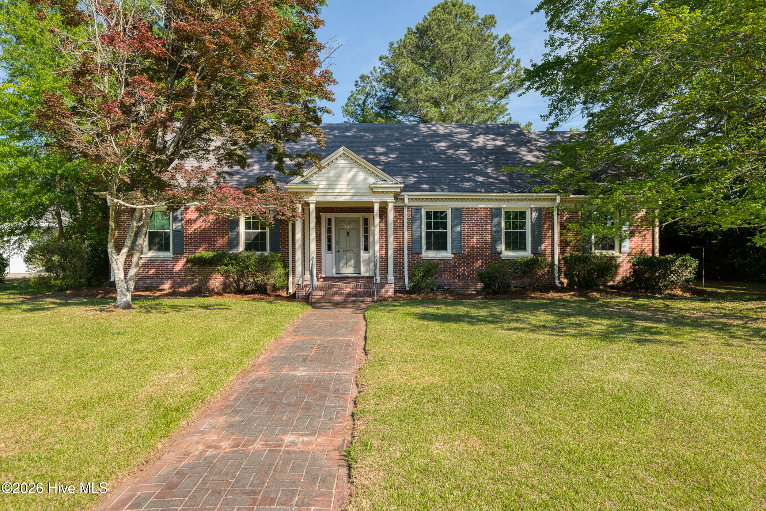 306 S Howard Circle Property Photo 1