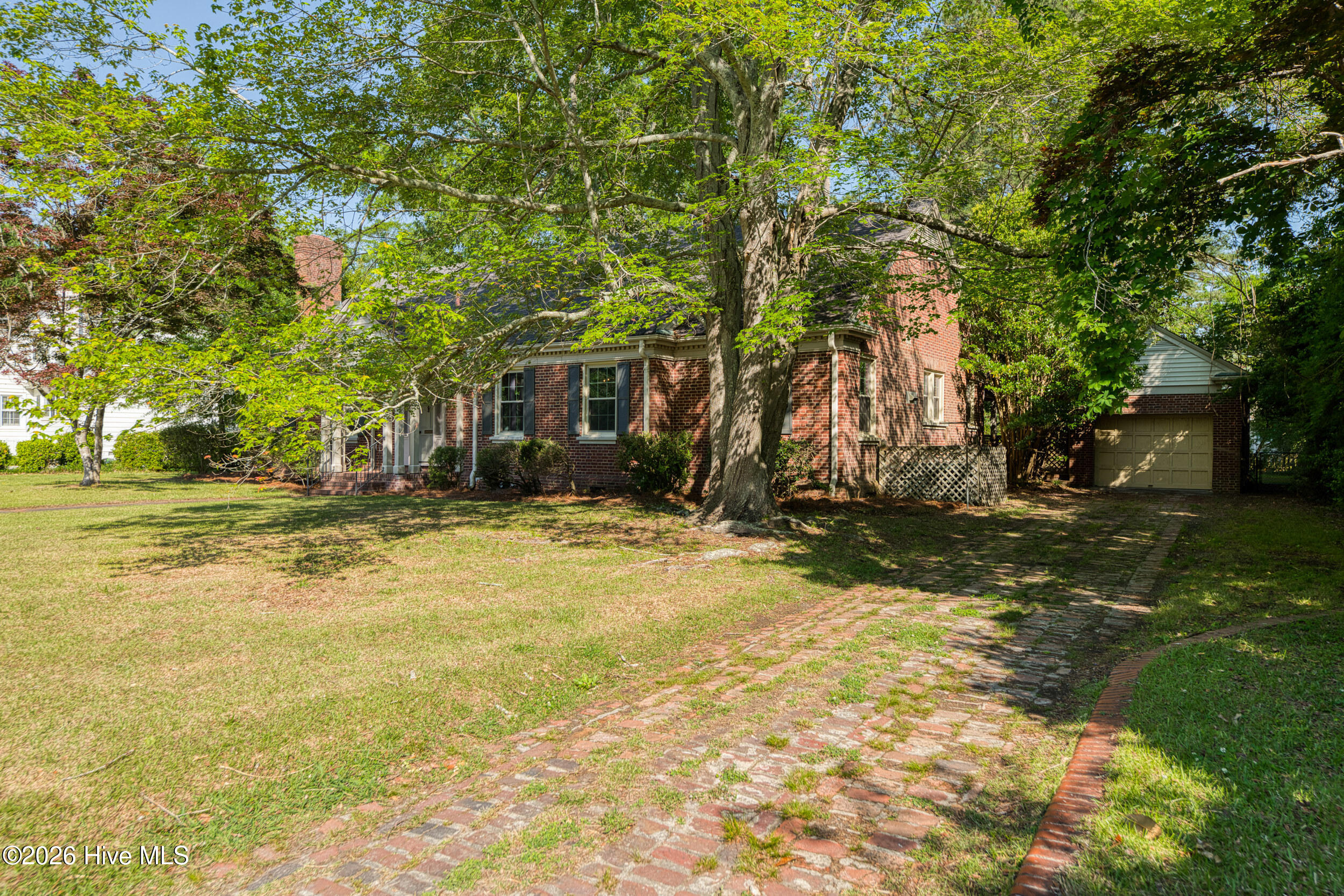306 S Howard Circle Property Photo 2